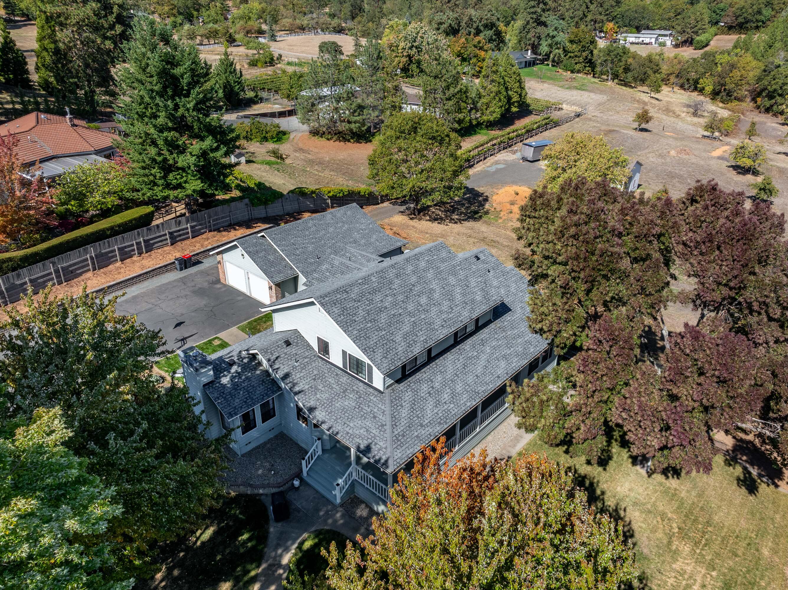 Central Point, Oregon, 97502, United States, 4 Bedrooms Bedrooms, ,3 BathroomsBathrooms,Residential,Active,1959928