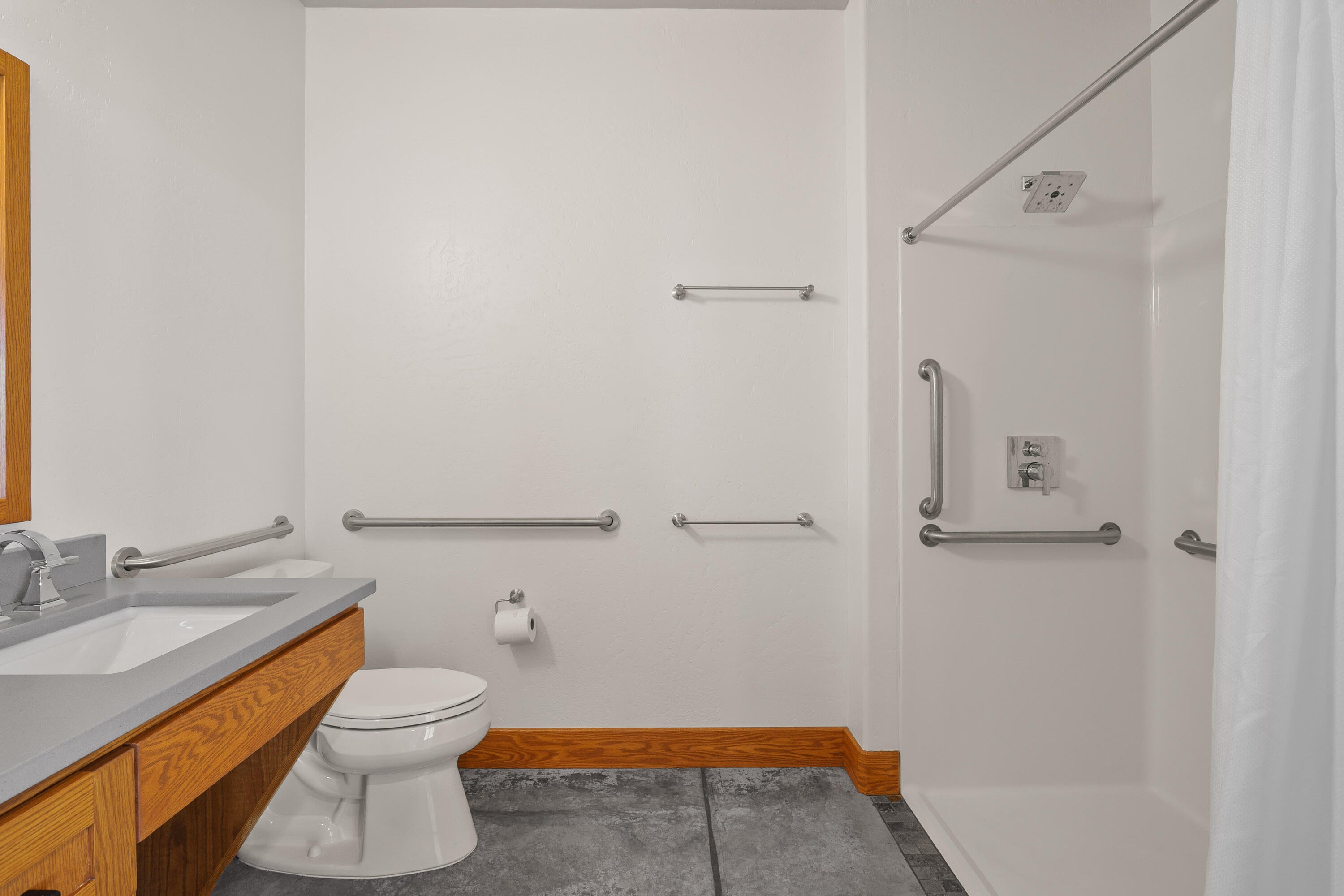 Bonanza, Oregon, 97623, United States, 3 Bedrooms Bedrooms, ,4 BathroomsBathrooms,Residential,Active,1876681
