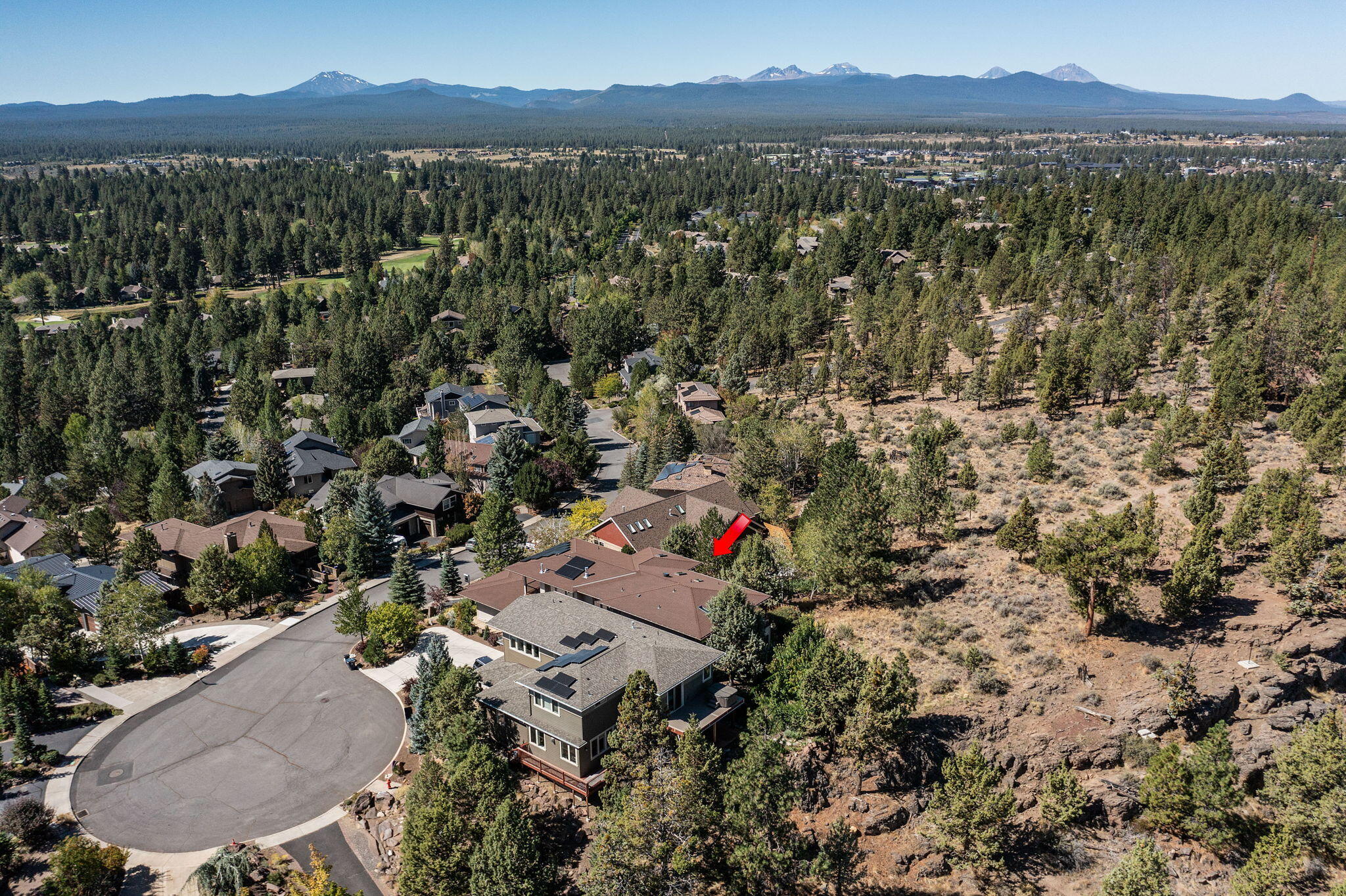 Bend, Oregon, 97702, United States, 3 Bedrooms Bedrooms, ,4 BathroomsBathrooms,Residential,Active,1929788