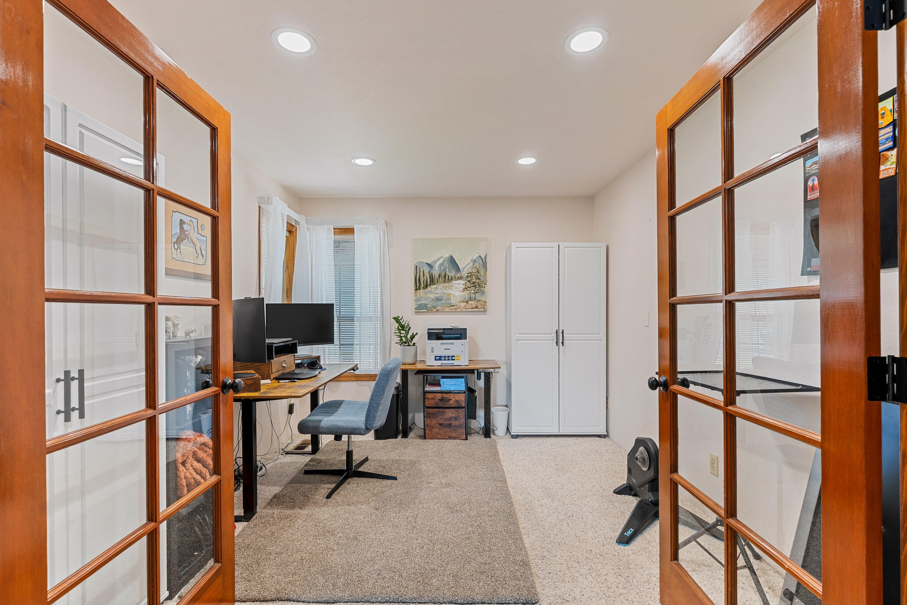 Central Point, Oregon, 97502, United States, 4 Bedrooms Bedrooms, ,3 BathroomsBathrooms,Residential,Active,1959928