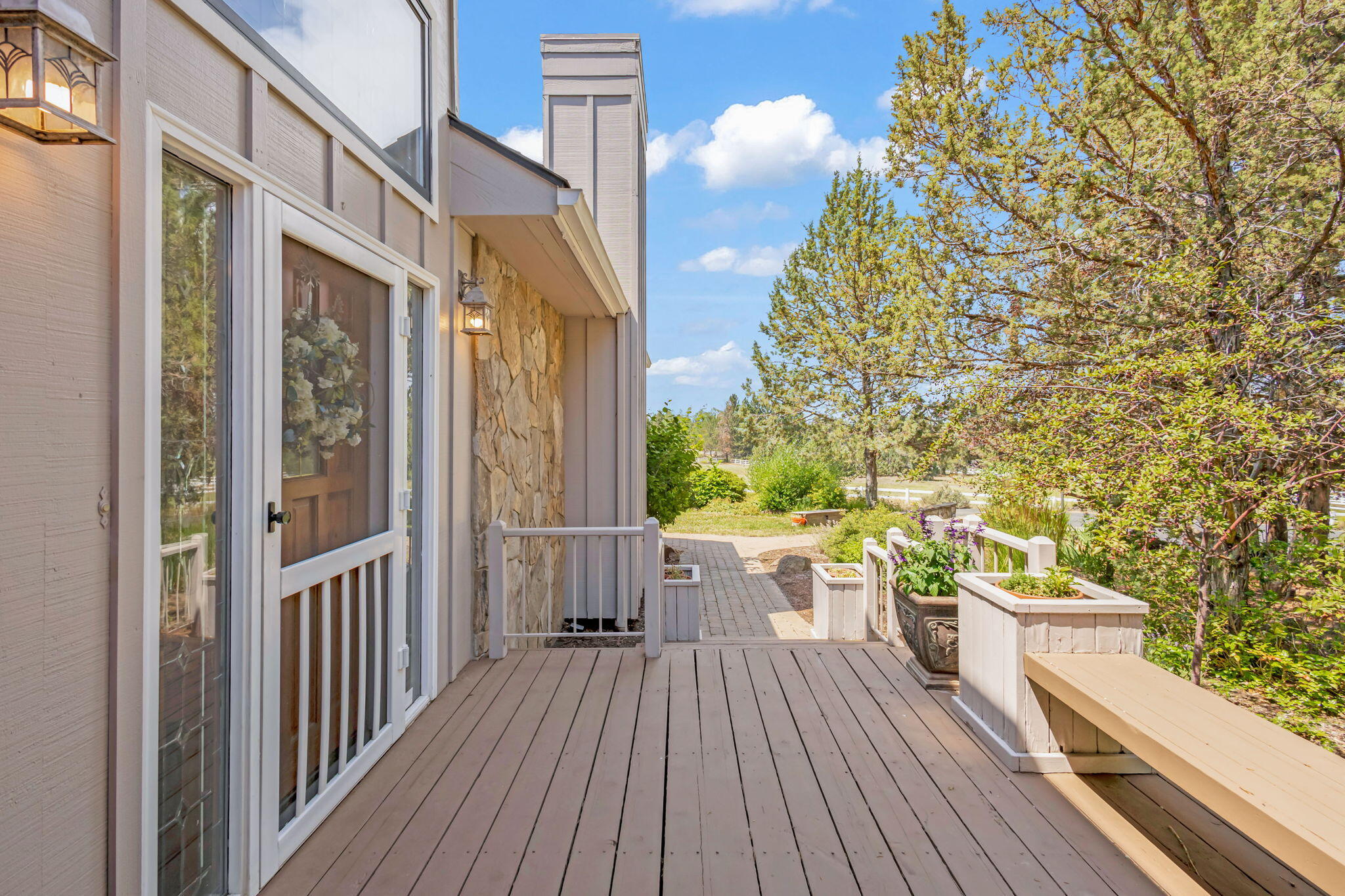 Bend, Oregon, 97702, United States, 4 Bedrooms Bedrooms, ,3 BathroomsBathrooms,Residential,Active,1907972