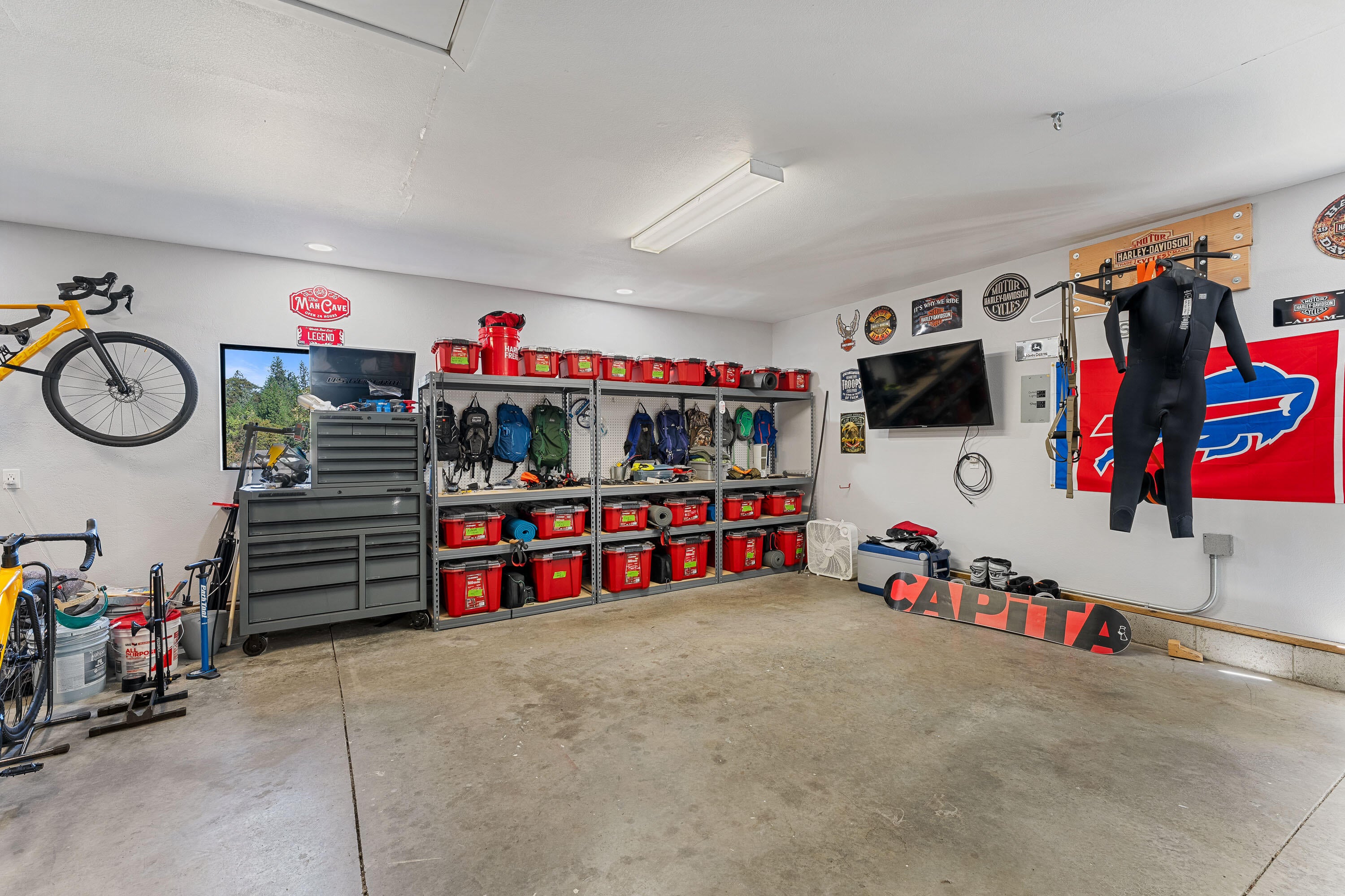 Central Point, Oregon, 97502, United States, 4 Bedrooms Bedrooms, ,3 BathroomsBathrooms,Residential,Active,1959928