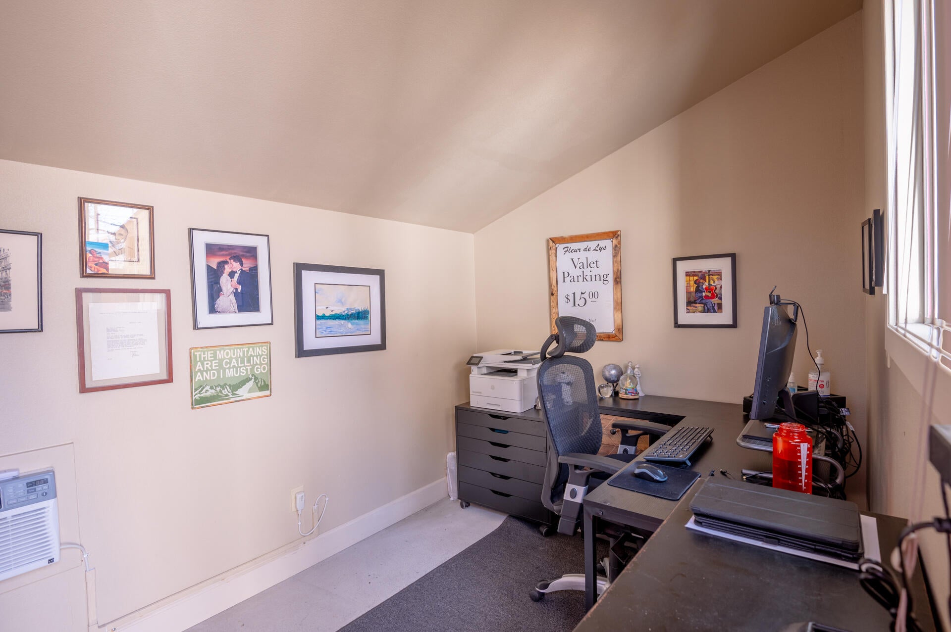Bend, Oregon, 97703, United States, 3 Bedrooms Bedrooms, ,2 BathroomsBathrooms,Residential,Active,1756823