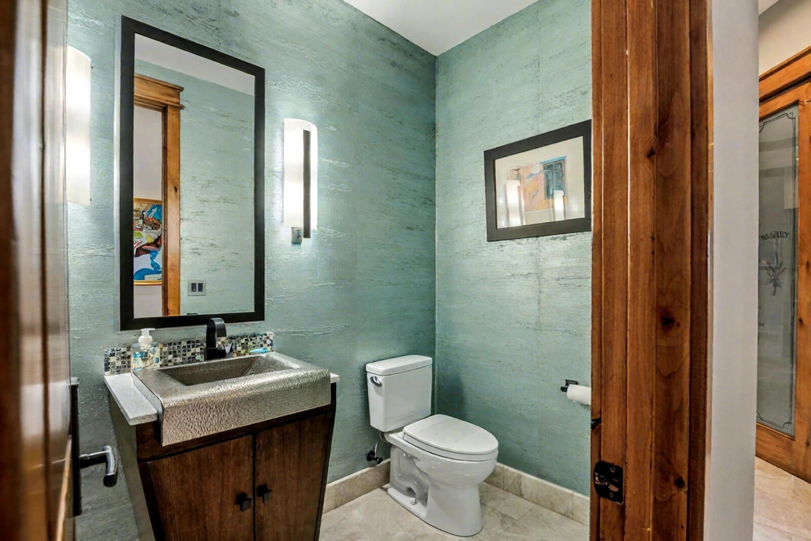 Bend, Oregon, 97703, United States, 4 Bedrooms Bedrooms, ,4 BathroomsBathrooms,Residential,Active,1990602