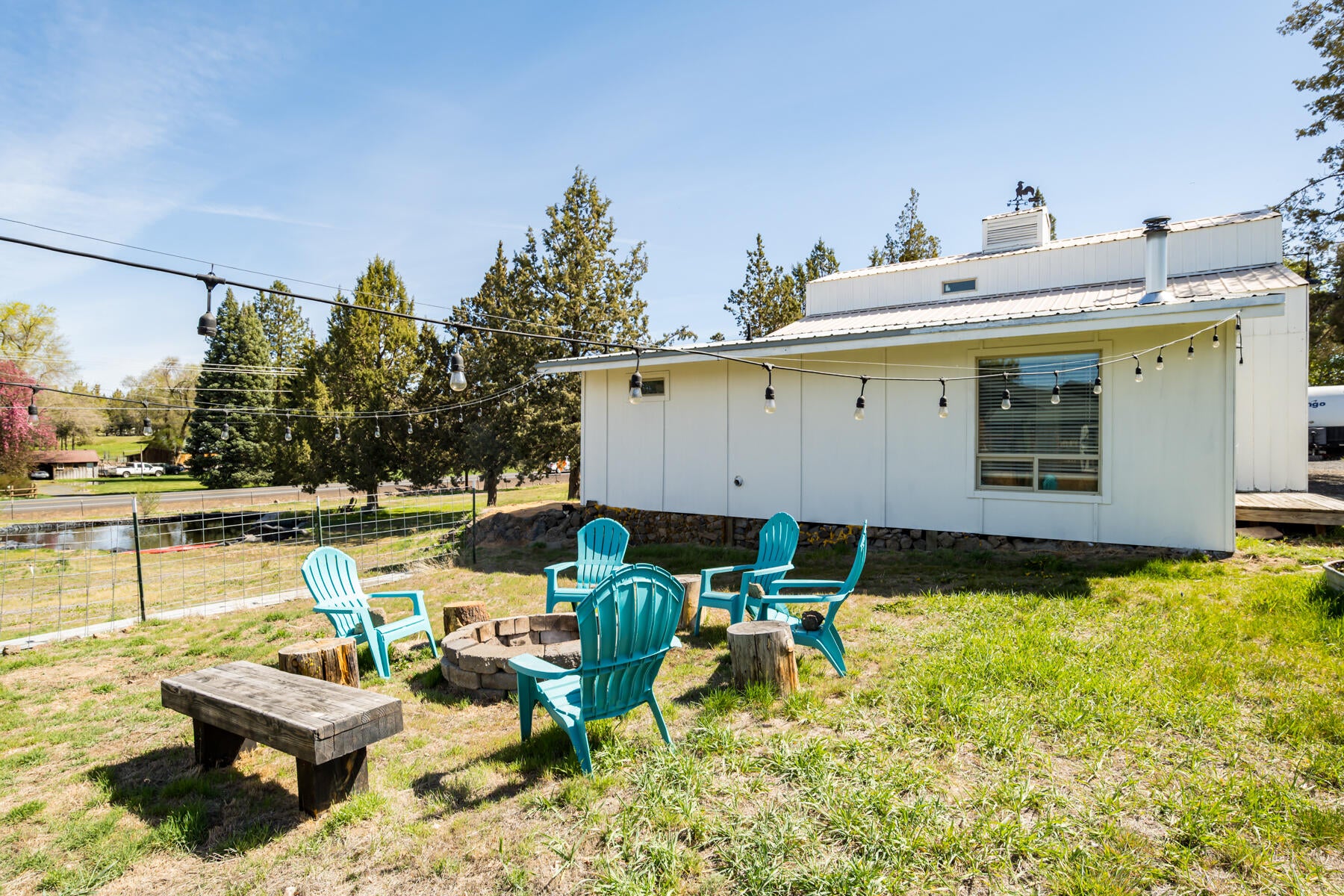 Bend, Oregon, 97703, United States, 4 Bedrooms Bedrooms, ,3 BathroomsBathrooms,Residential,Active,1790219