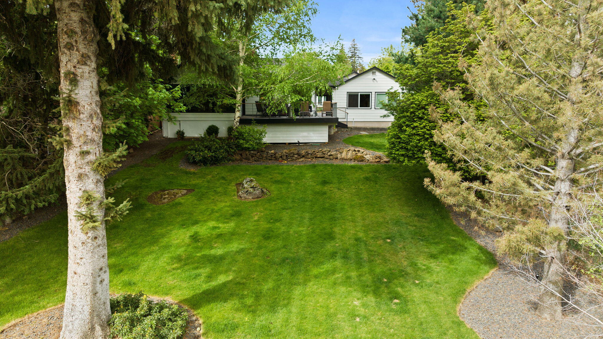 Bend, Oregon, 97703, United States, 3 Bedrooms Bedrooms, ,2 BathroomsBathrooms,Residential,Active,1904740