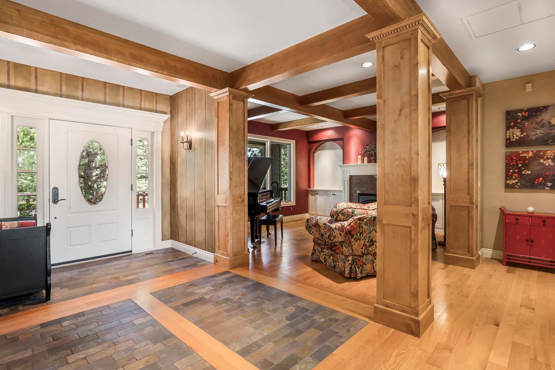 Bend, Oregon, 97702, United States, ,6 BathroomsBathrooms,Residential,Active,1726978