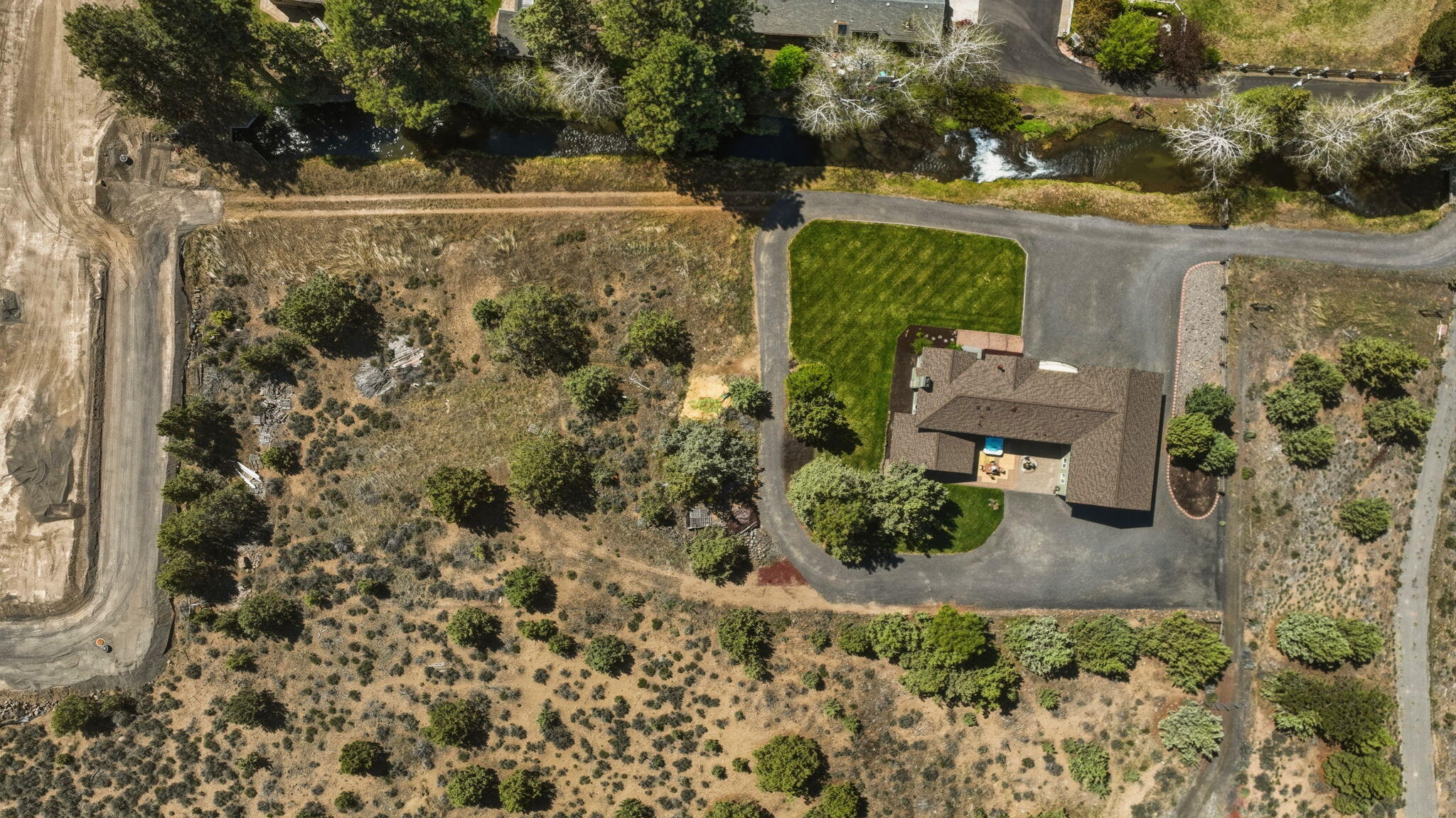 Bend, Oregon, 97702, United States, 3 Bedrooms Bedrooms, ,5 BathroomsBathrooms,Residential,Active,2045021