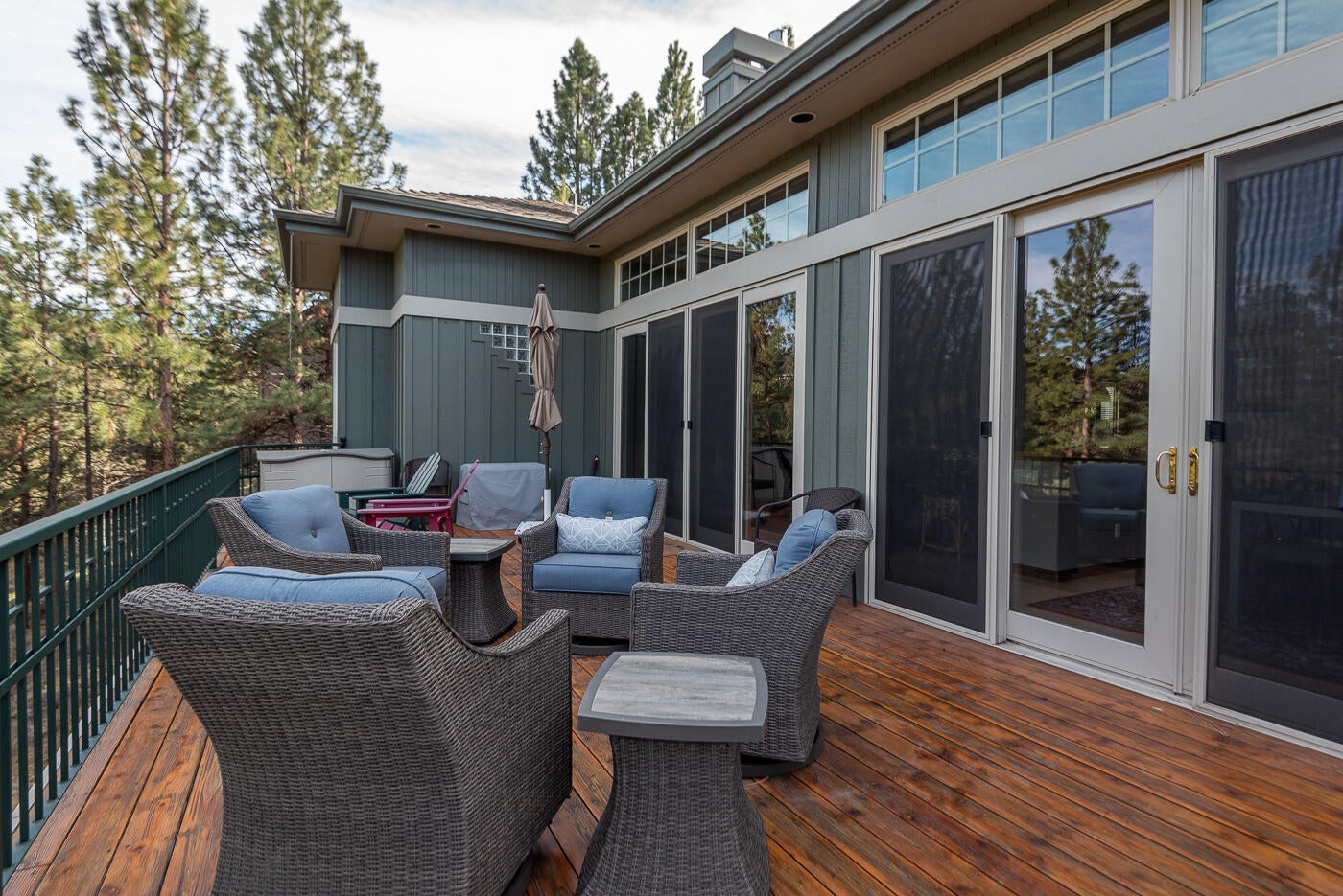 Bend, Oregon, 97703, United States, 3 Bedrooms Bedrooms, ,2 BathroomsBathrooms,Residential,Active,1781622