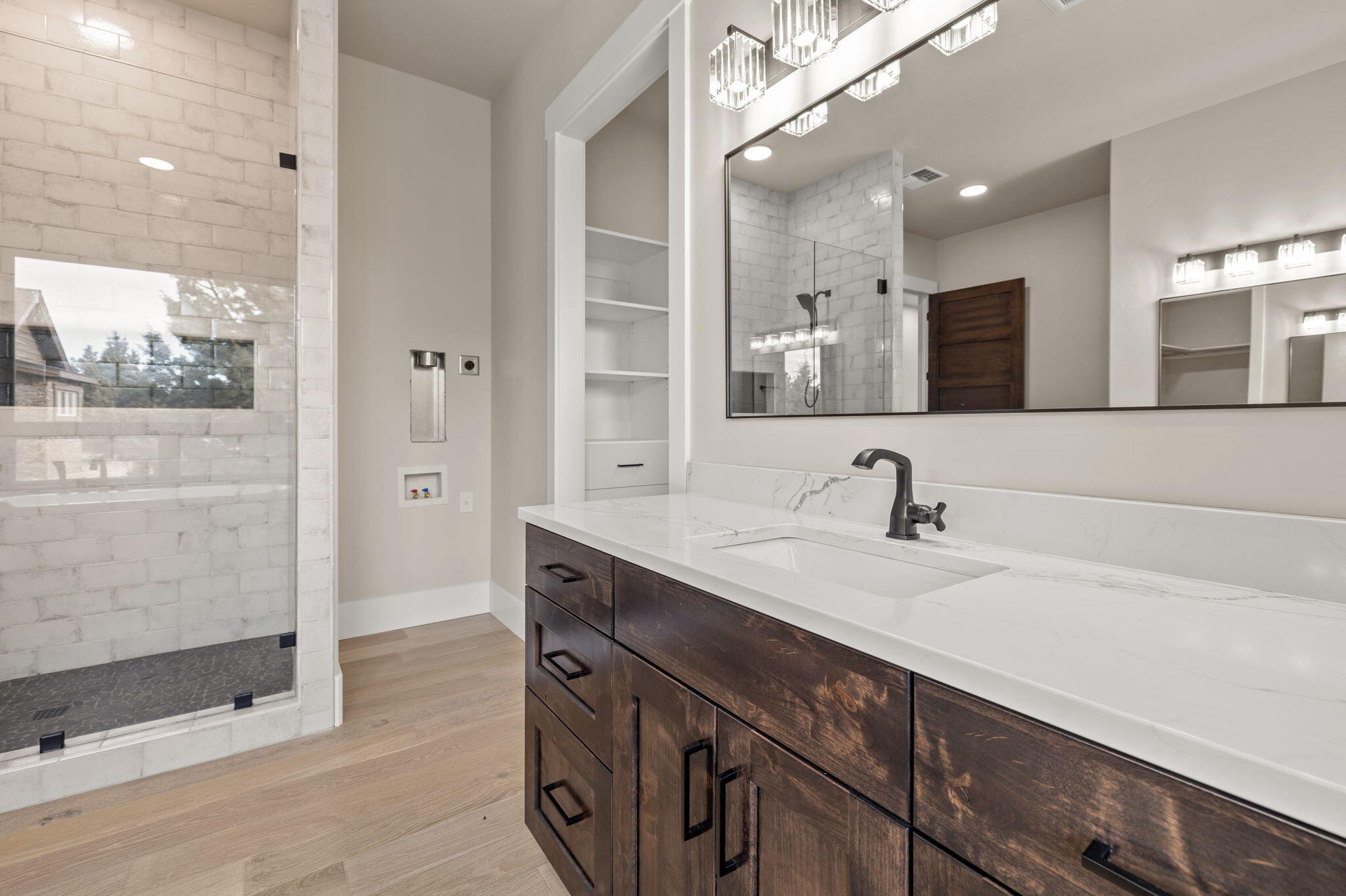 Powell Butte, Oregon, 97753, United States, 3 Bedrooms Bedrooms, ,3 BathroomsBathrooms,Residential,Active,1742297