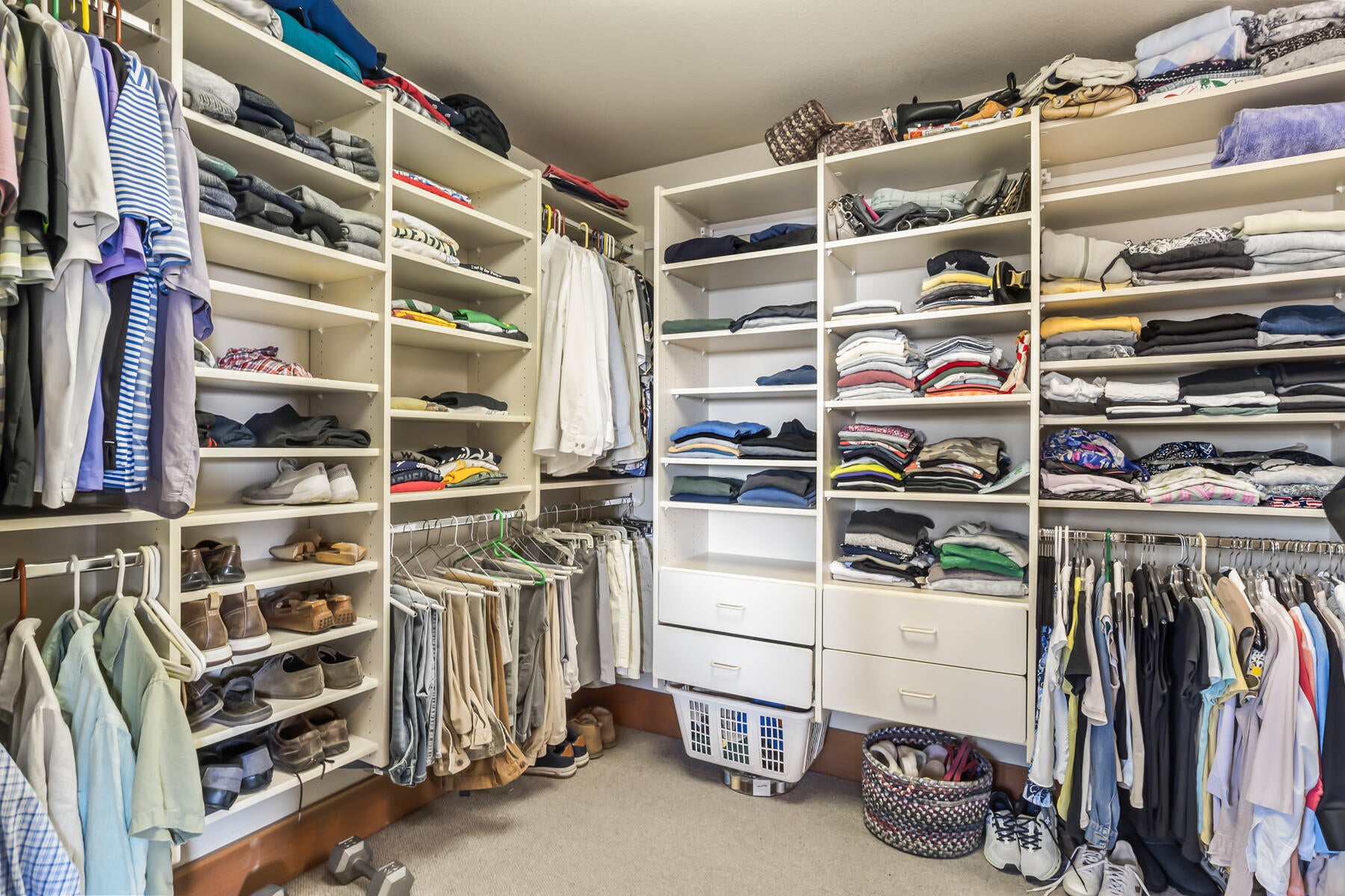 Bend, Oregon, 97702, United States, 3 Bedrooms Bedrooms, ,3 BathroomsBathrooms,Residential,Active,1936452