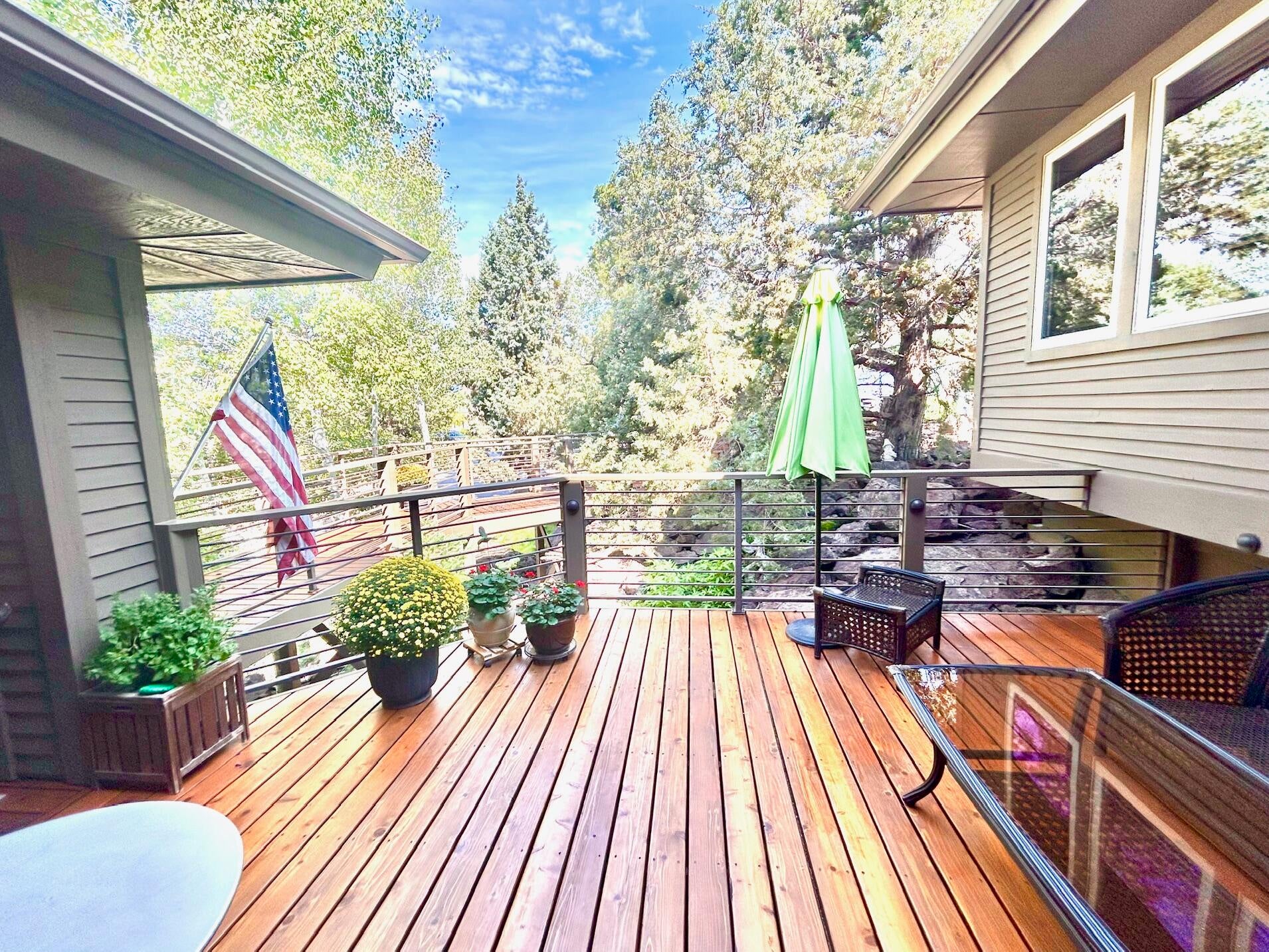 Bend, Oregon, 97702, United States, 3 Bedrooms Bedrooms, ,3 BathroomsBathrooms,Residential,Active,1936452