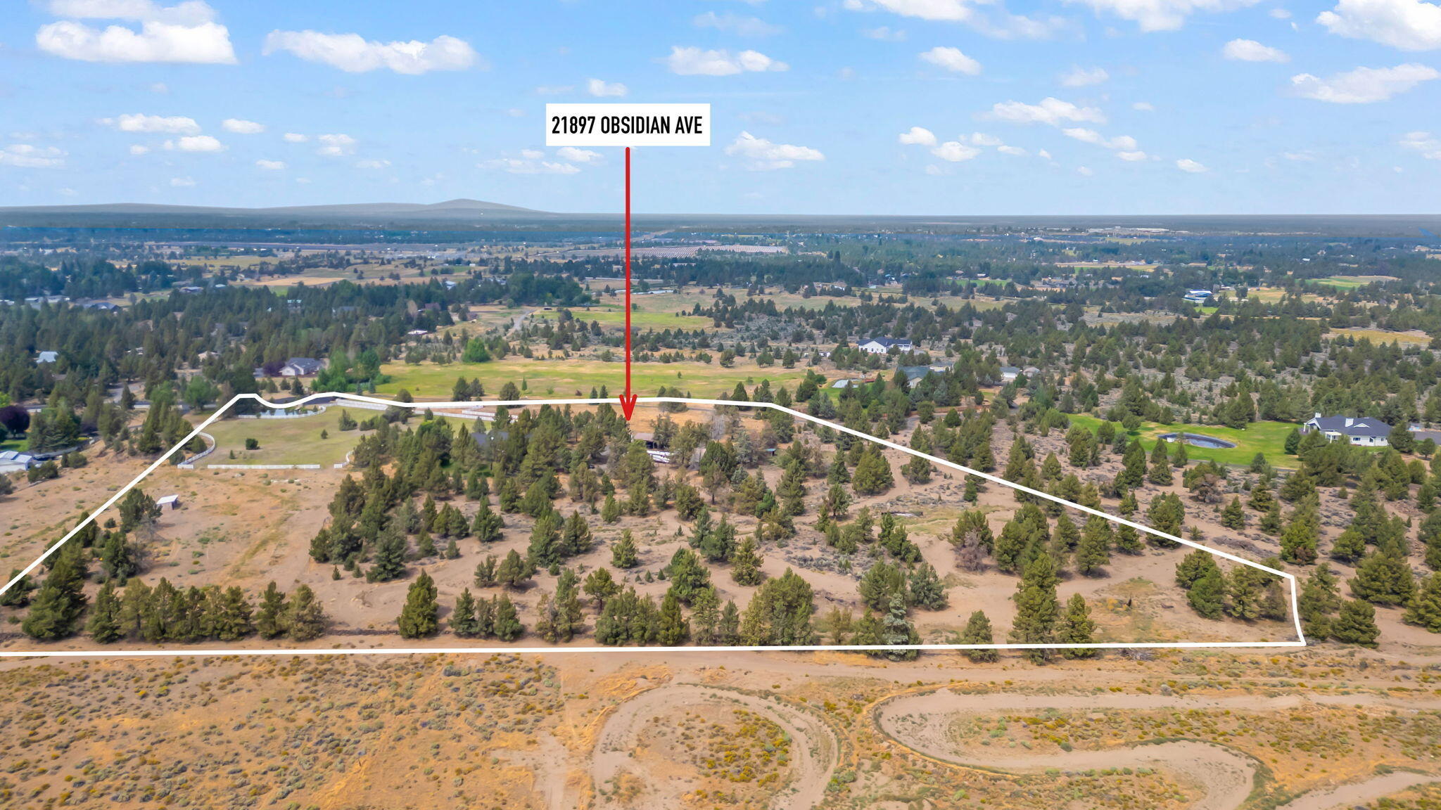 Bend, Oregon, 97702, United States, 4 Bedrooms Bedrooms, ,3 BathroomsBathrooms,Residential,Active,1907972