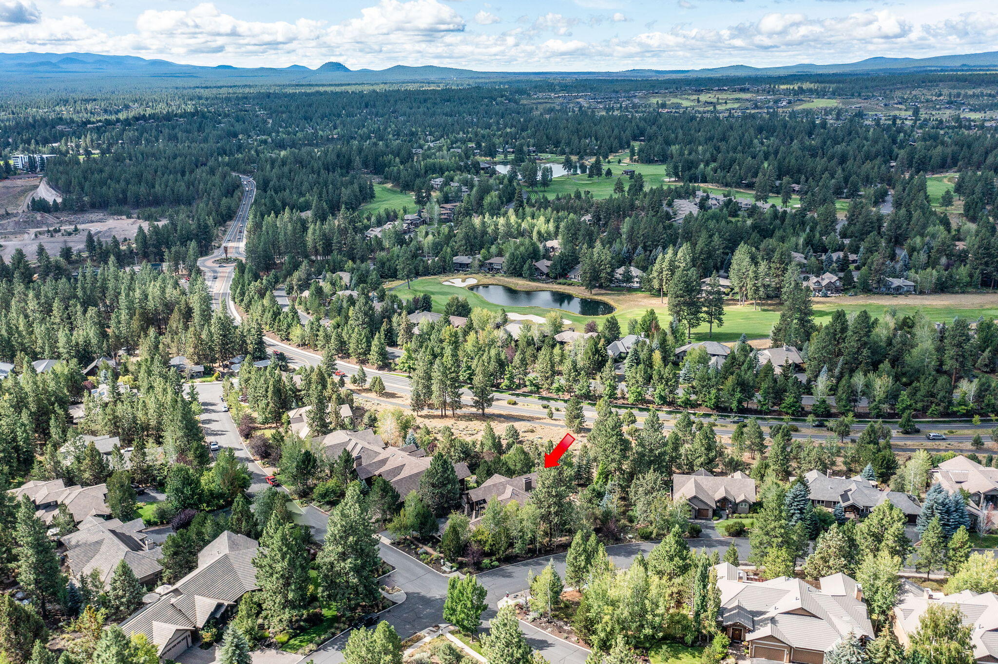 Bend, Oregon, 97702, United States, 4 Bedrooms Bedrooms, ,3 BathroomsBathrooms,Residential,Active,1913968