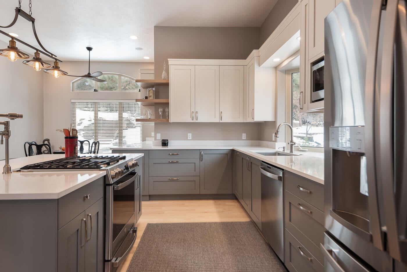 Bend, Oregon, 97703, United States, 3 Bedrooms Bedrooms, ,2 BathroomsBathrooms,Residential,Active,1781622