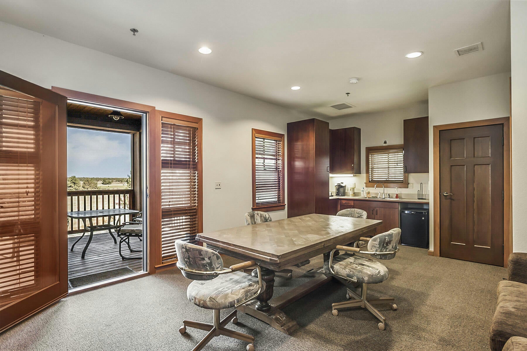 Powell Butte, Oregon, 97753, United States, 4 Bedrooms Bedrooms, ,4 BathroomsBathrooms,Residential,Active,1769979