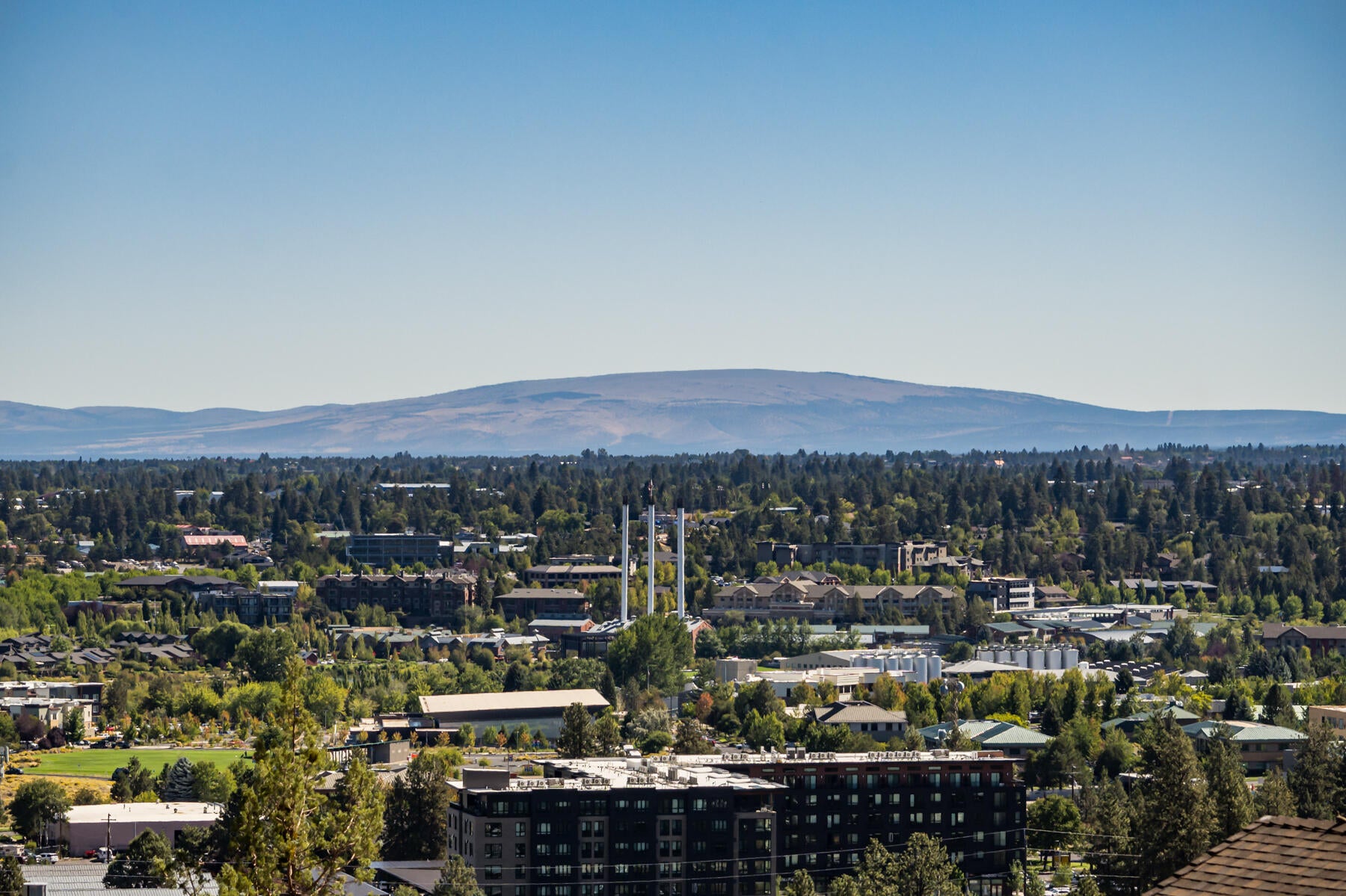 Bend, Oregon, 97702, United States, 3 Bedrooms Bedrooms, ,3 BathroomsBathrooms,Residential,Active,1936452