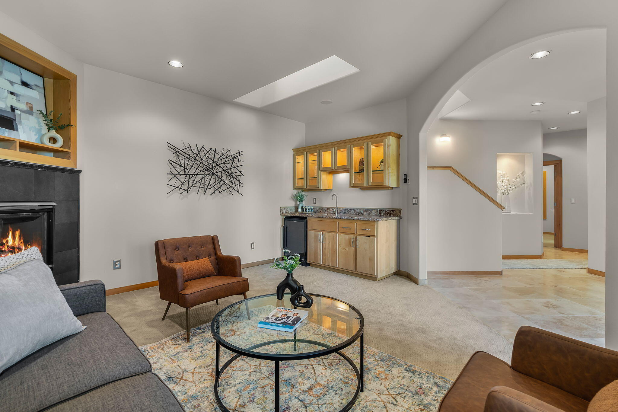 Bend, Oregon, 97702, United States, 3 Bedrooms Bedrooms, ,4 BathroomsBathrooms,Residential,Active,1929788