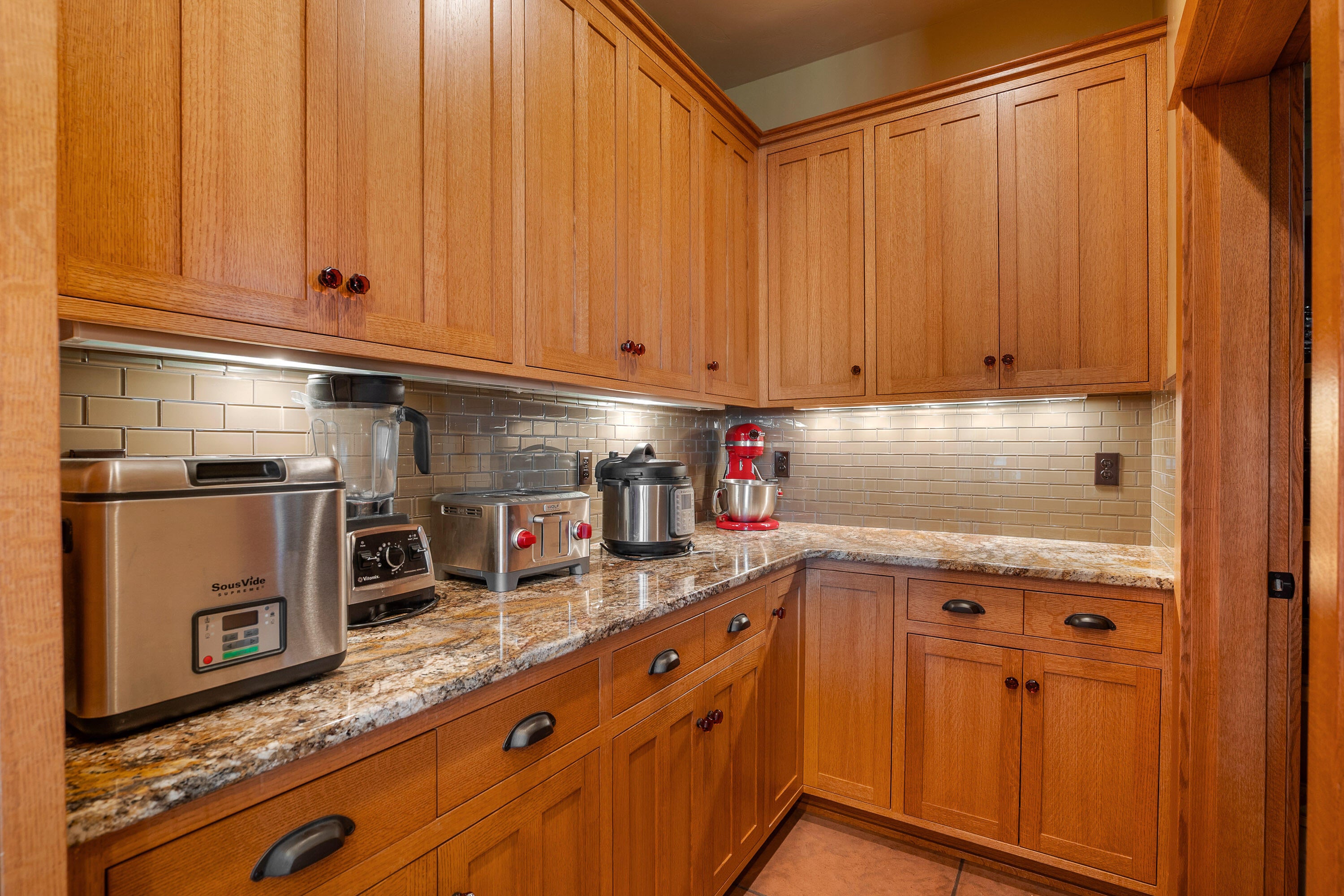 Bonanza, Oregon, 97623, United States, 3 Bedrooms Bedrooms, ,4 BathroomsBathrooms,Residential,Active,1876681