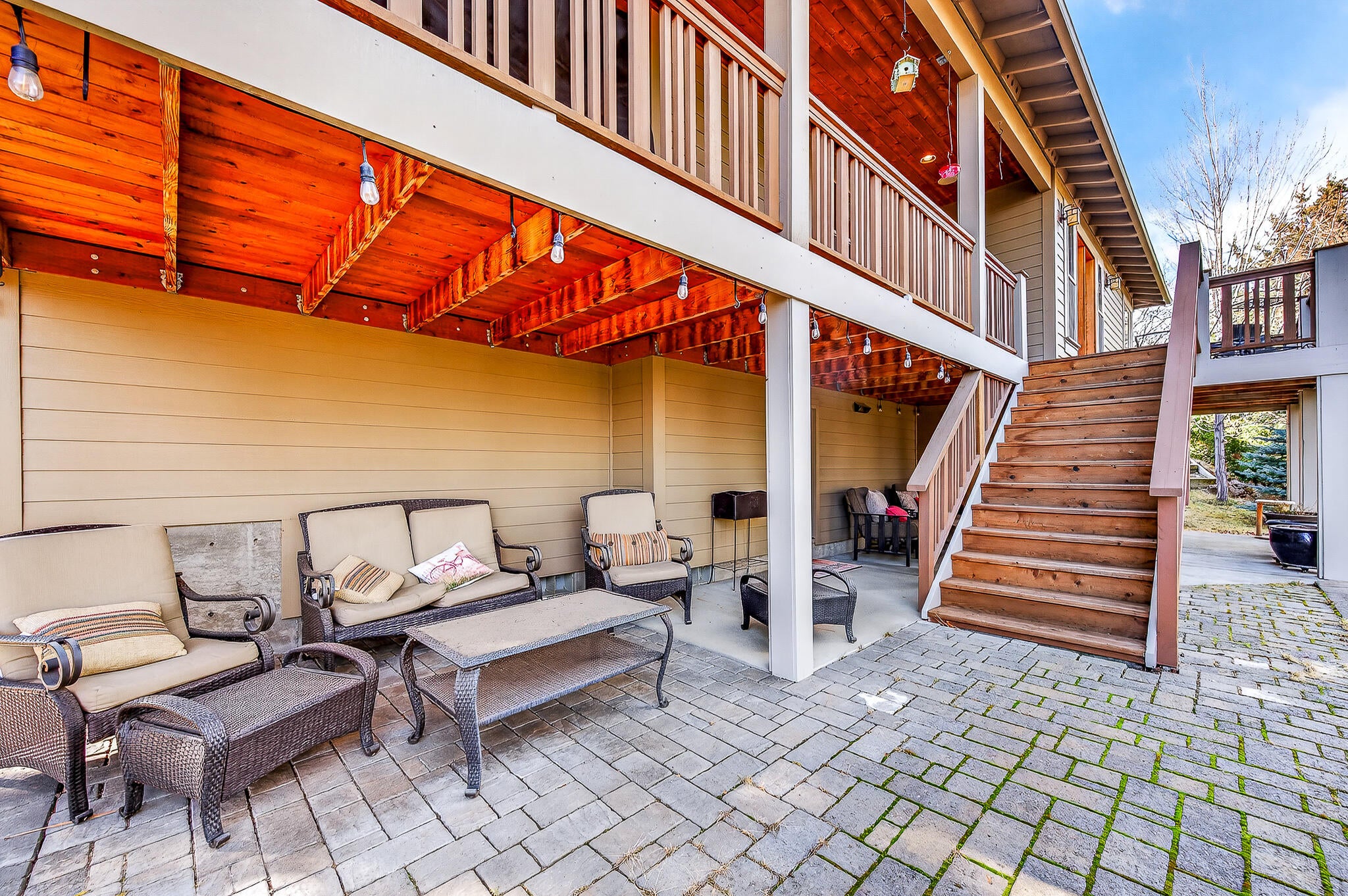 Bend, Oregon, 97703, United States, 3 Bedrooms Bedrooms, ,3 BathroomsBathrooms,Residential,Active,2017476