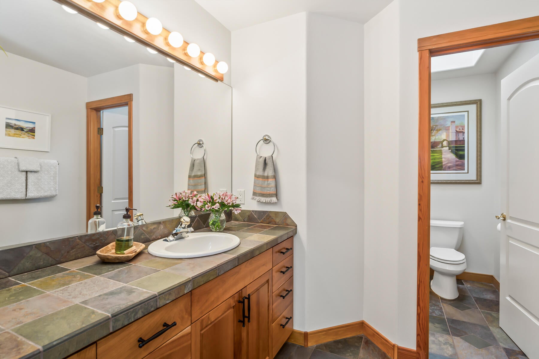 Bend, Oregon, 97703, United States, 5 Bedrooms Bedrooms, ,3 BathroomsBathrooms,Residential,Active,1972188