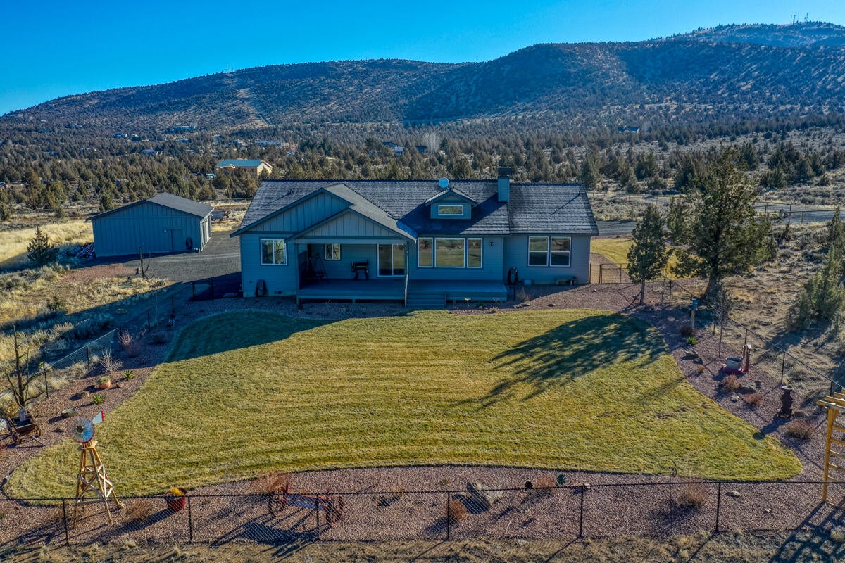 Powell Butte, Oregon, 97753, United States, 4 Bedrooms Bedrooms, ,3 BathroomsBathrooms,Residential,Active,1908146