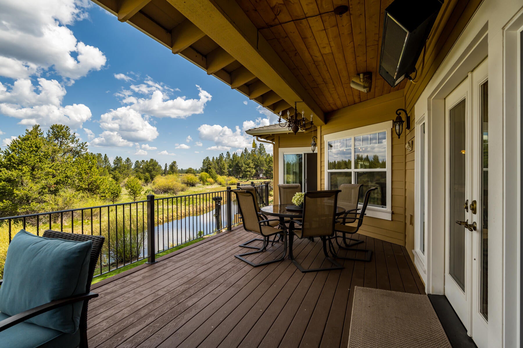 Bend, Oregon, 97707, United States, 5 Bedrooms Bedrooms, ,5 BathroomsBathrooms,Residential,Active,2044562