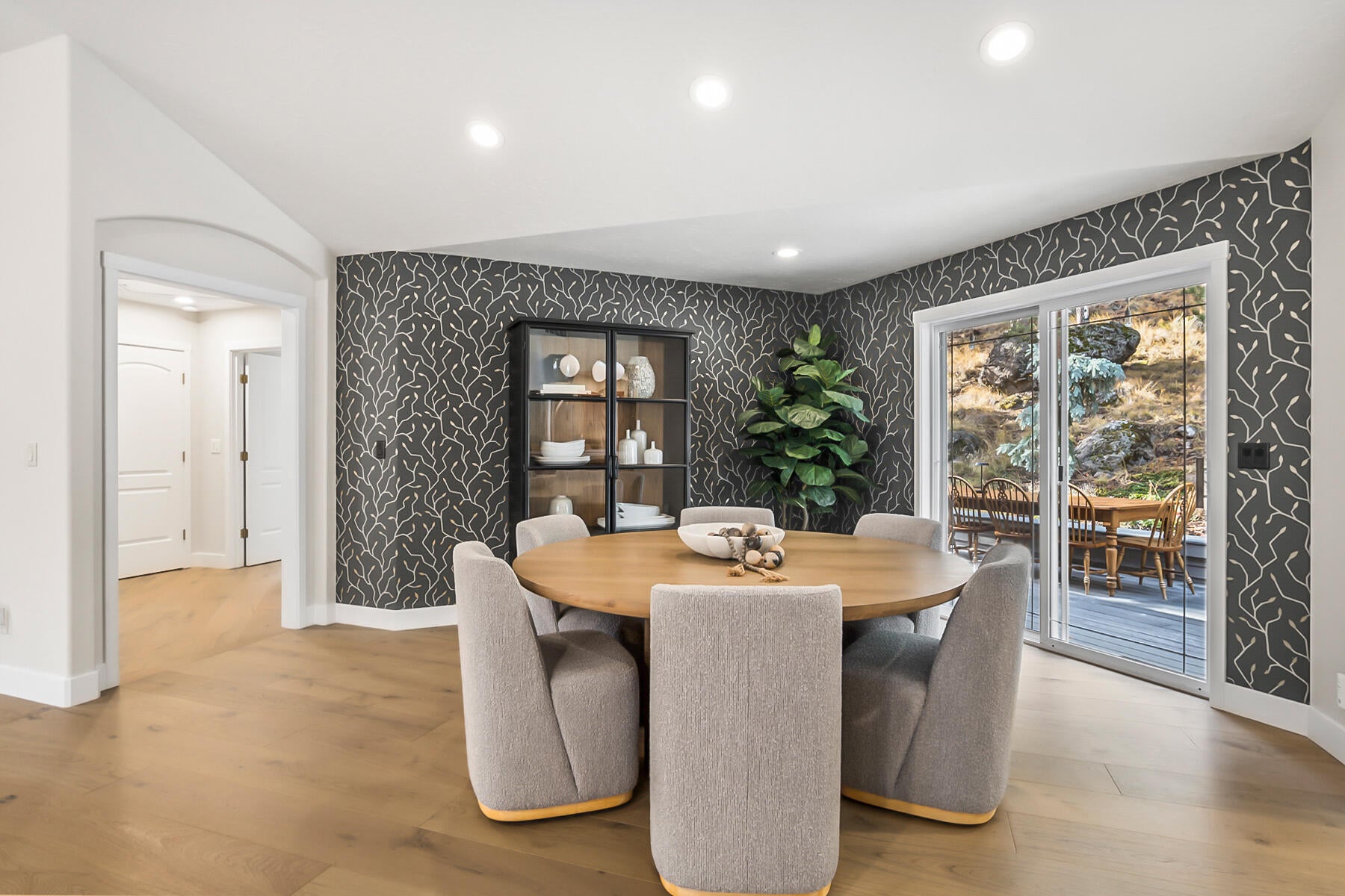 Bend, Oregon, 97703, United States, 5 Bedrooms Bedrooms, ,3 BathroomsBathrooms,Residential,Active,1972188