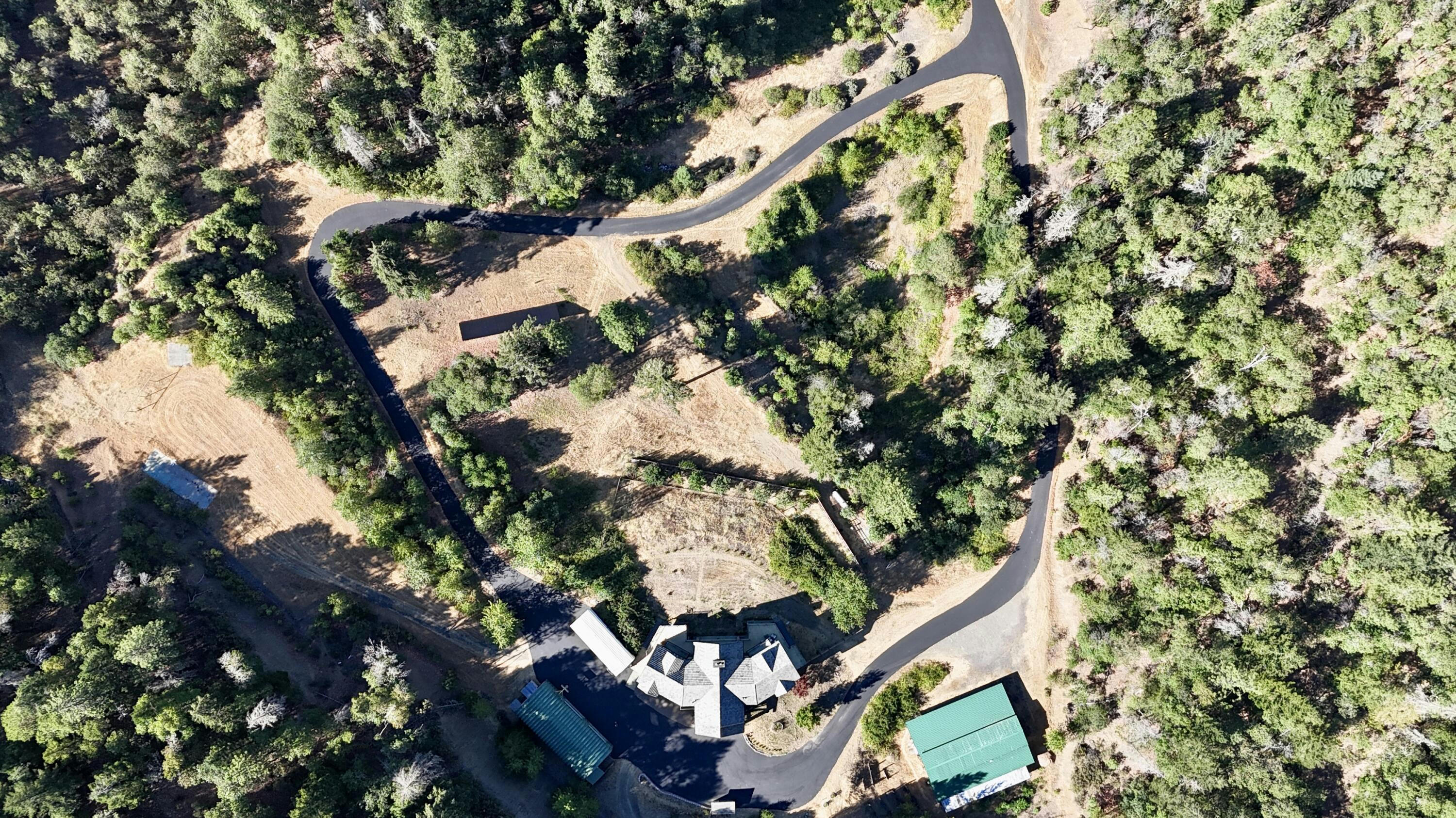 Grants Pass, Oregon, 97527, United States, ,6 BathroomsBathrooms,Residential,Active,1748769