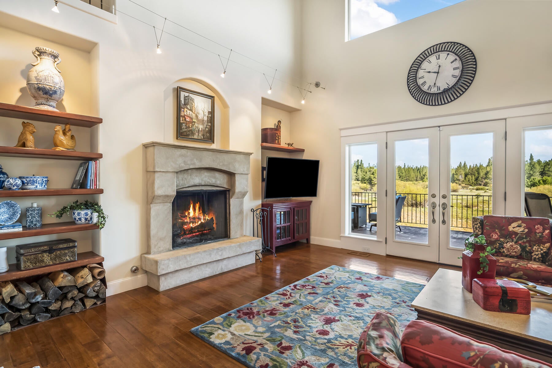 Bend, Oregon, 97707, United States, 5 Bedrooms Bedrooms, ,5 BathroomsBathrooms,Residential,Active,2044562