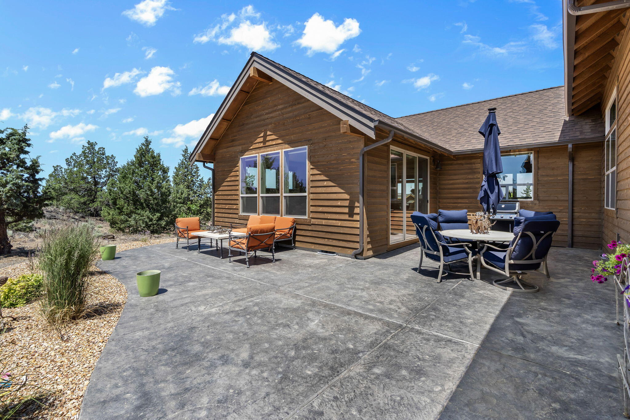 Powell Butte, Oregon, 97753, United States, 3 Bedrooms Bedrooms, ,3 BathroomsBathrooms,Residential,Active,1884879