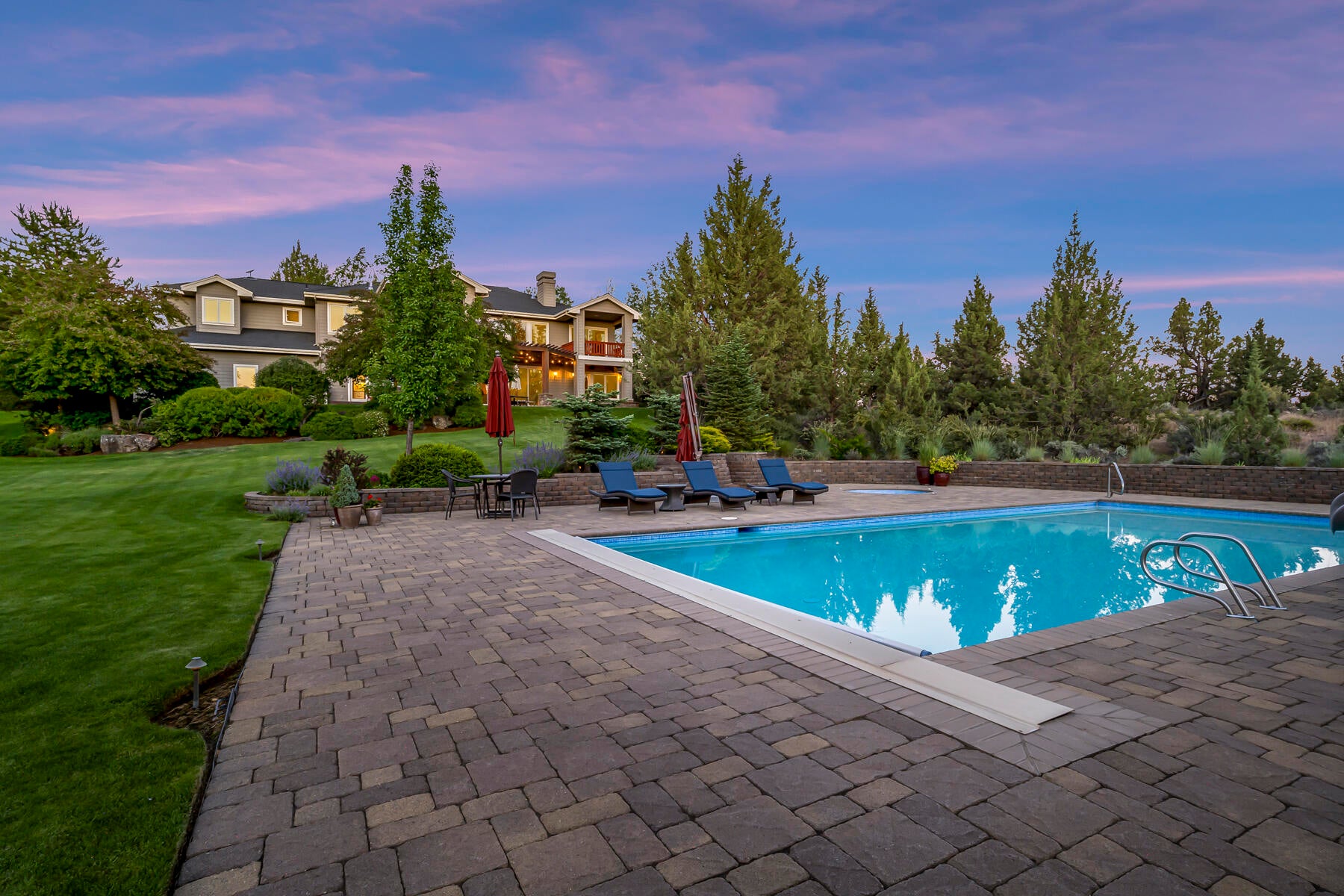 Bend, Oregon, 97702, United States, ,6 BathroomsBathrooms,Residential,Active,1726978