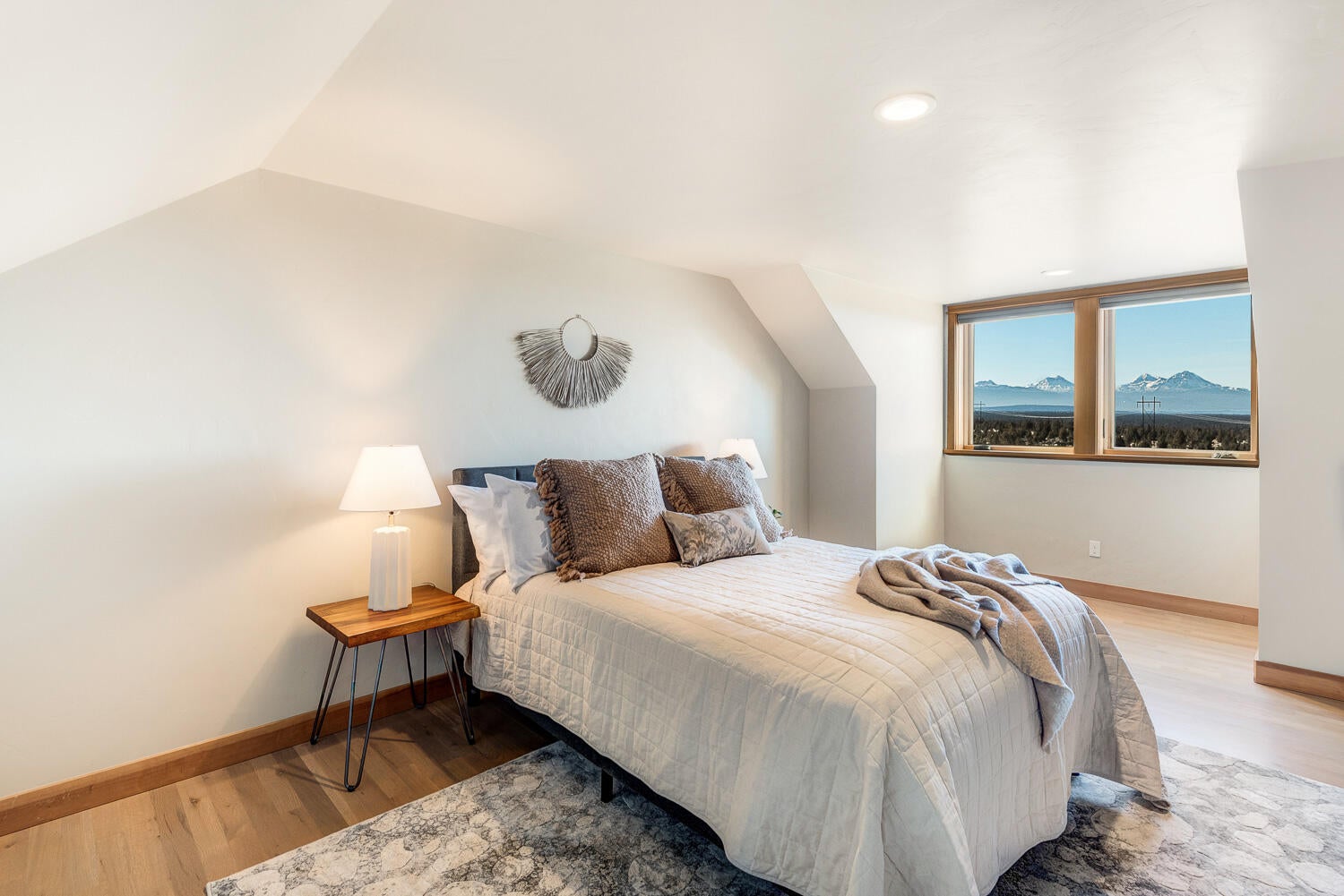 Powell Butte, Oregon, 97753, United States, 3 Bedrooms Bedrooms, ,4 BathroomsBathrooms,Residential,Active,2001062