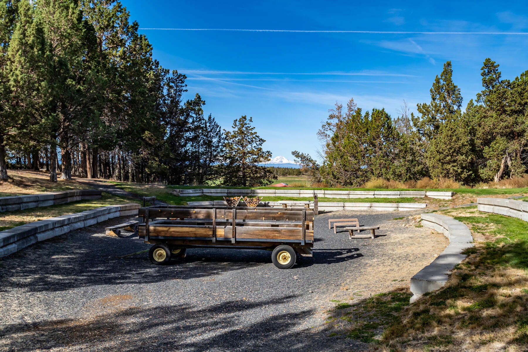 Powell Butte, Oregon, 97753, United States, 4 Bedrooms Bedrooms, ,4 BathroomsBathrooms,Residential,Active,1769979
