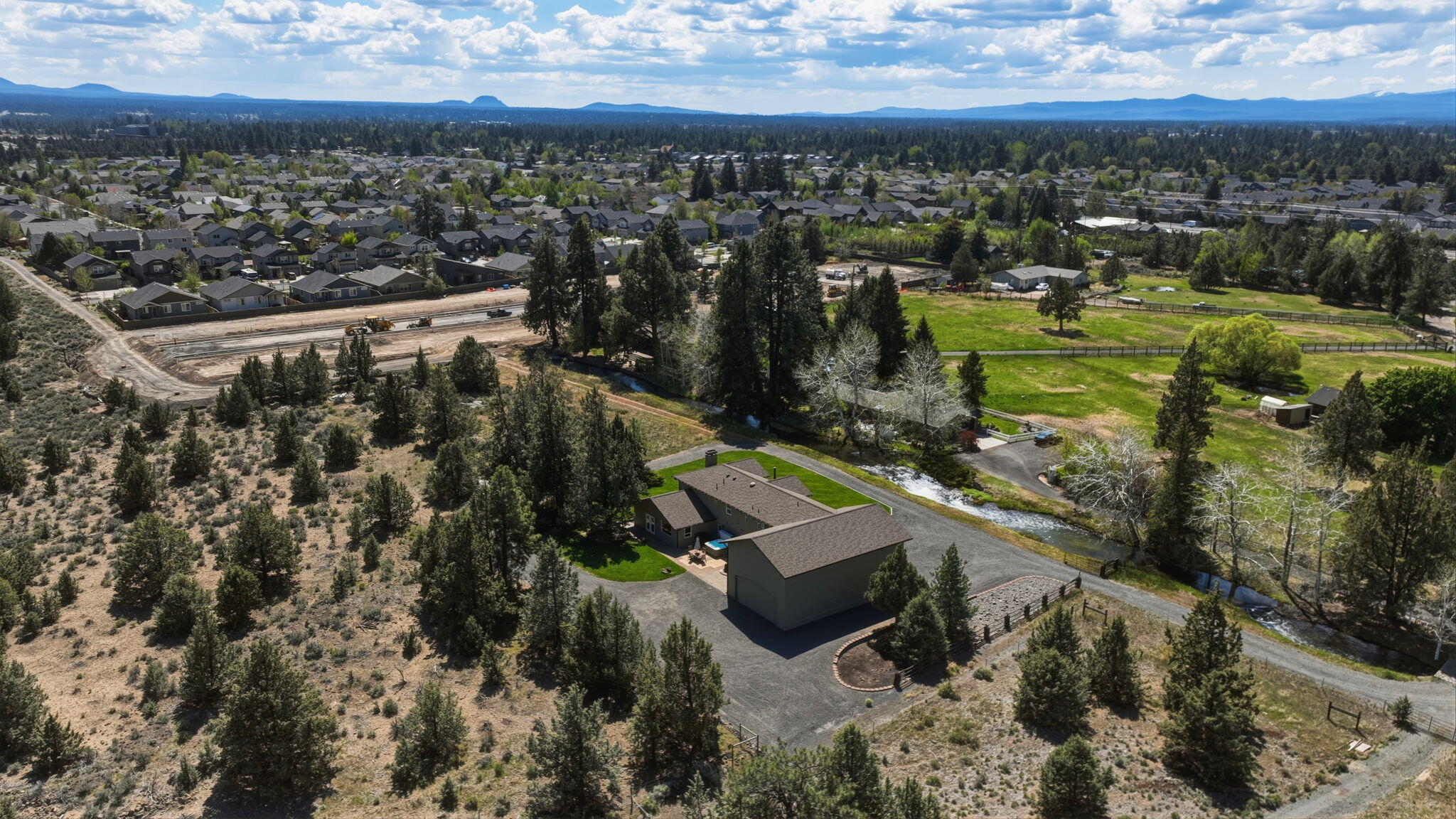 Bend, Oregon, 97702, United States, 3 Bedrooms Bedrooms, ,5 BathroomsBathrooms,Residential,Active,2045021