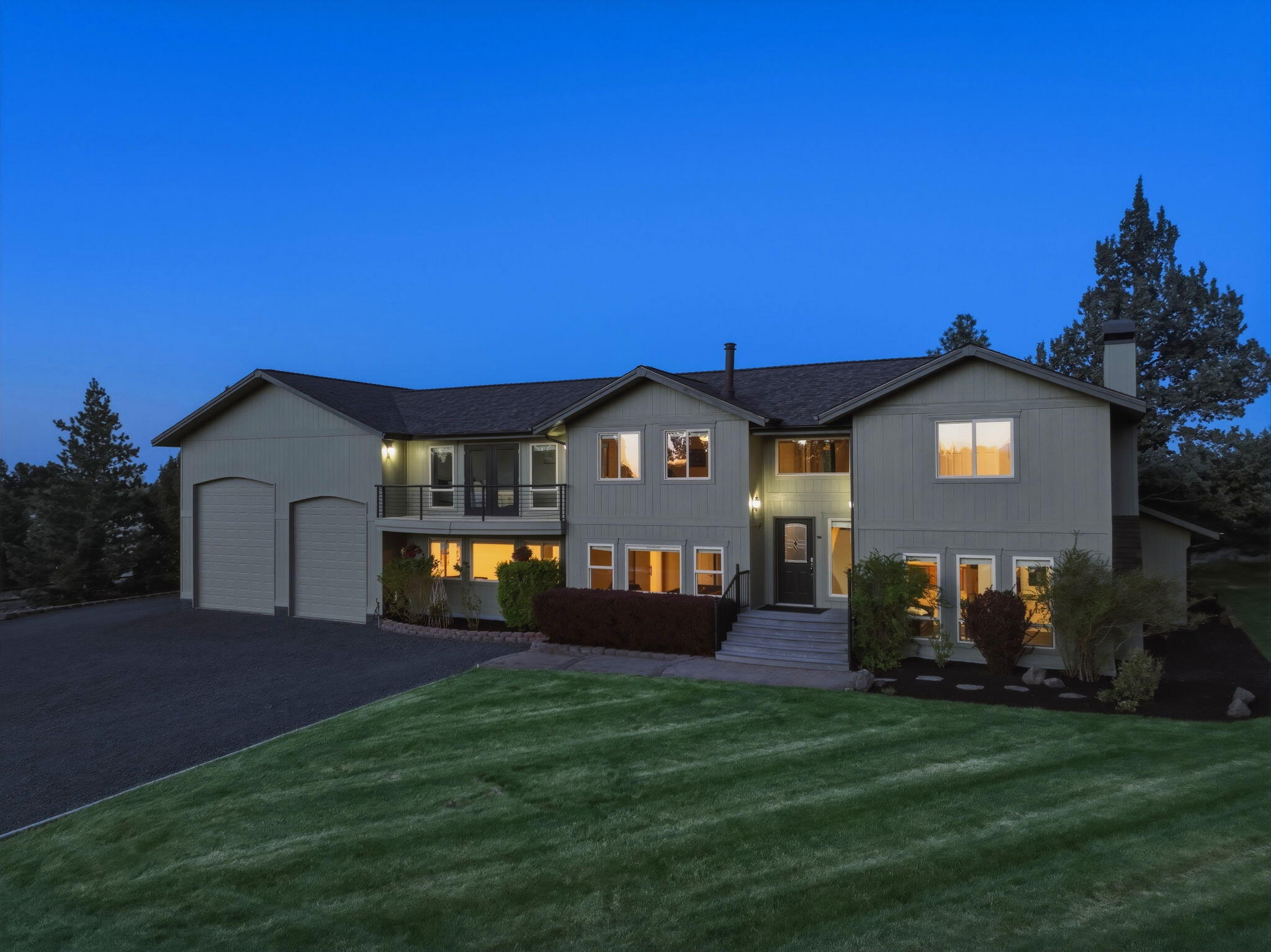 Bend, Oregon, 97702, United States, 3 Bedrooms Bedrooms, ,5 BathroomsBathrooms,Residential,Active,2045021