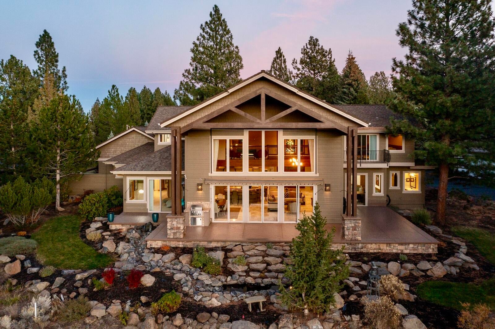 Bend, Oregon, 97703, United States, 4 Bedrooms Bedrooms, ,4 BathroomsBathrooms,Residential,Active,1990602