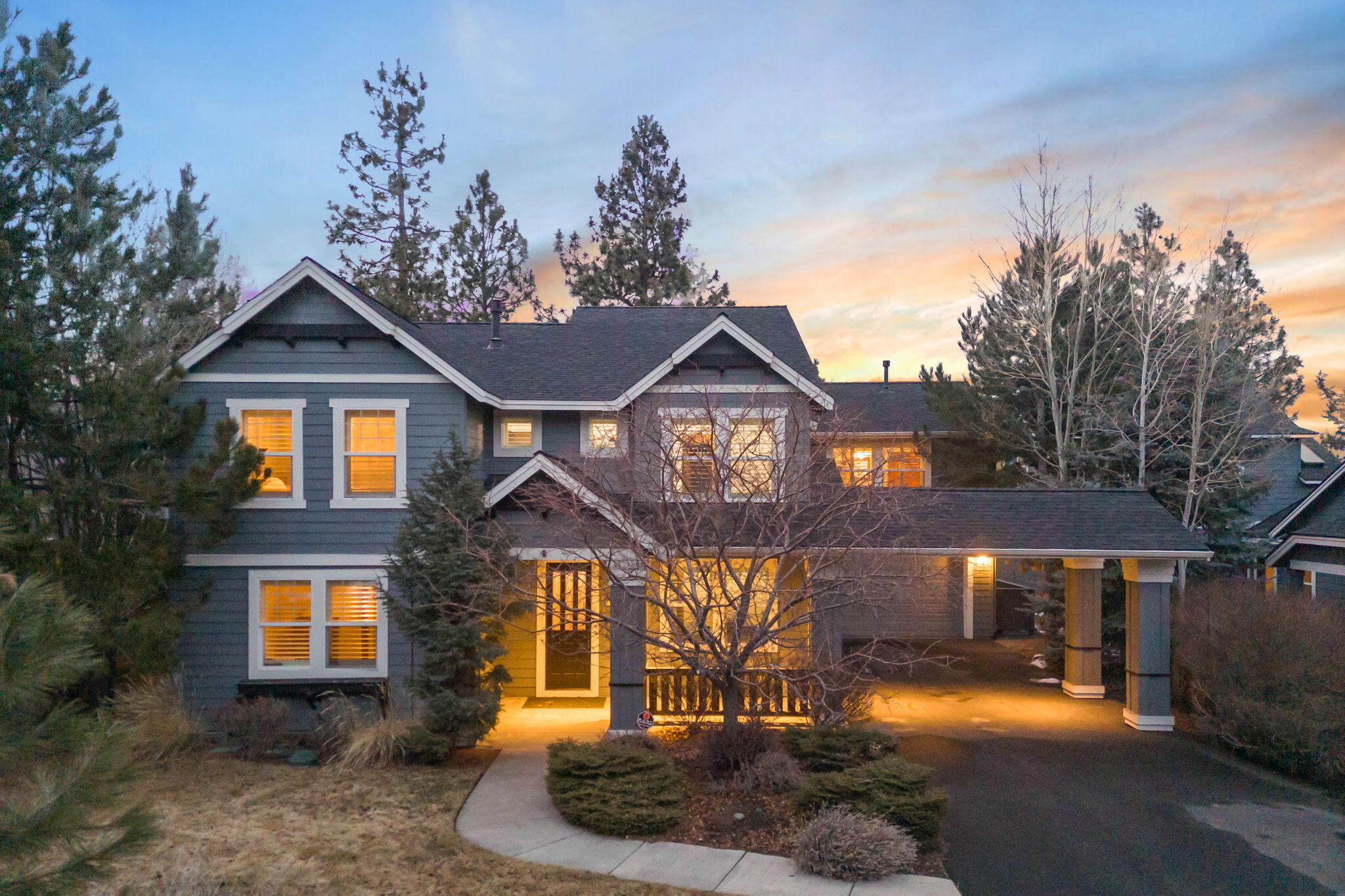 Bend, Oregon, 97702, United States, 4 Bedrooms Bedrooms, ,5 BathroomsBathrooms,Residential,Active,1726847