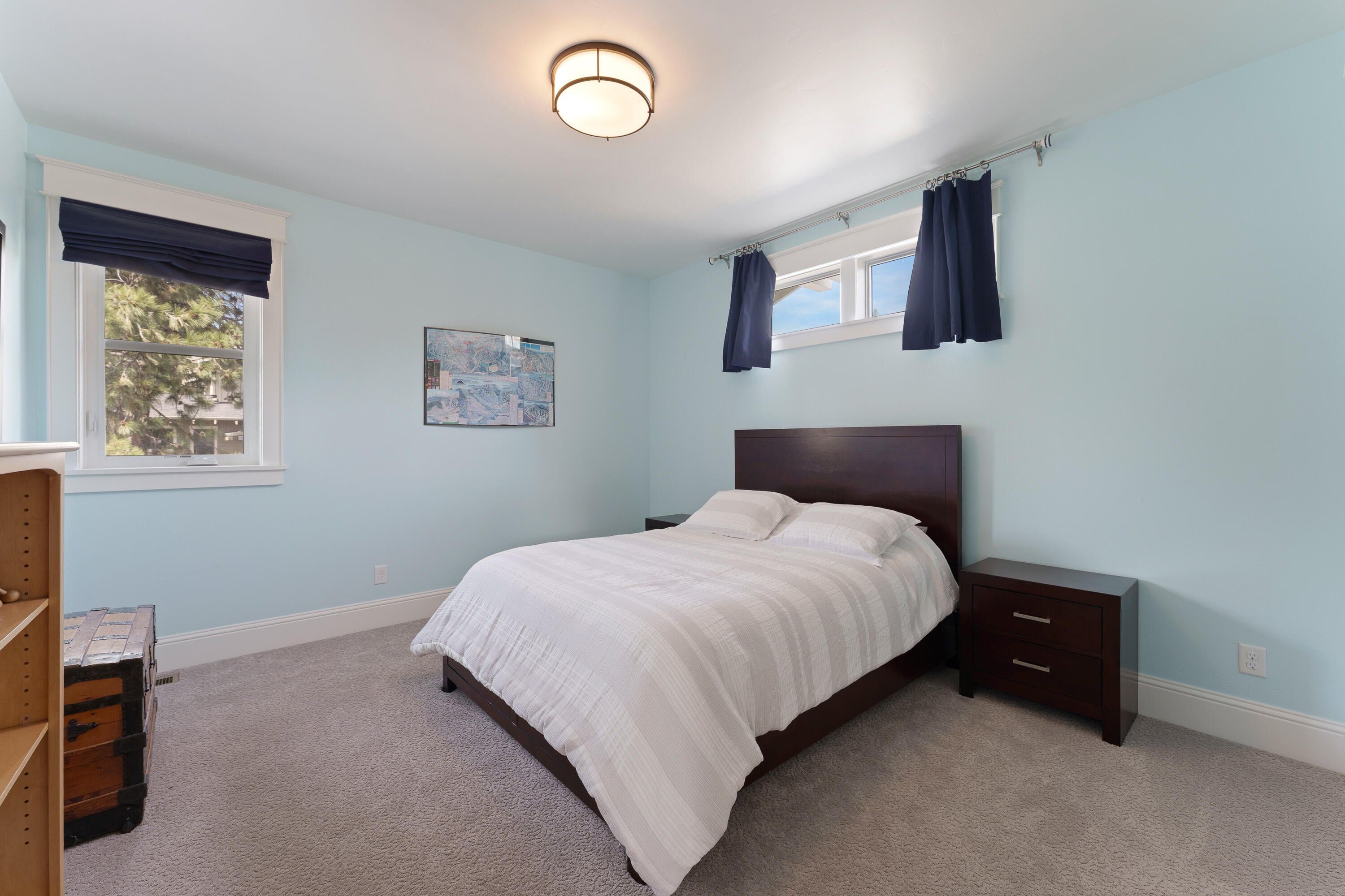 Bend, Oregon, 97703, United States, 4 Bedrooms Bedrooms, ,3 BathroomsBathrooms,Residential,Active,1764459