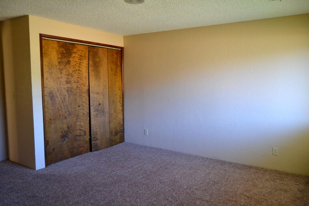 Applegate, Oregon, 97530, United States, 4 Bedrooms Bedrooms, ,3 BathroomsBathrooms,Residential,Active,1963259