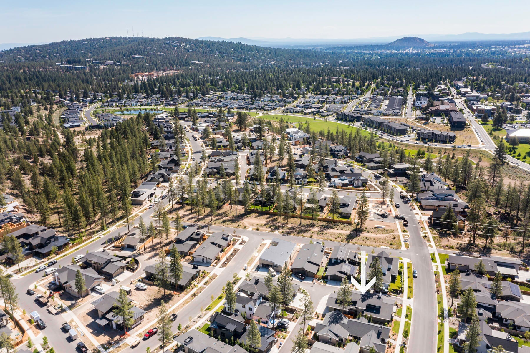 Bend, Oregon, 97703, United States, 3 Bedrooms Bedrooms, ,3 BathroomsBathrooms,Residential,Active,2008310