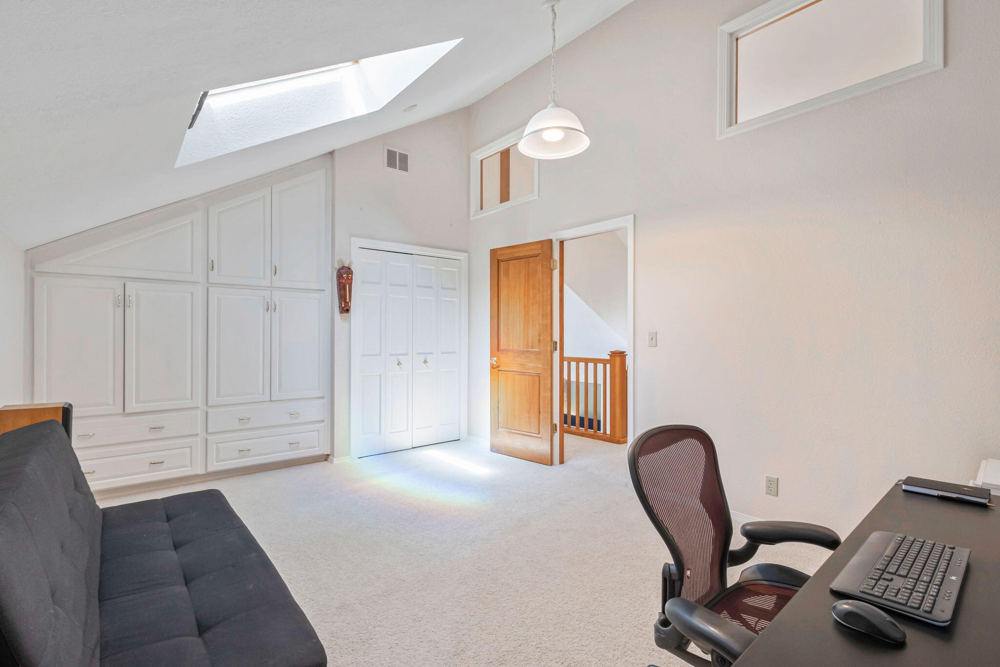 Bend, Oregon, 97702, United States, 4 Bedrooms Bedrooms, ,3 BathroomsBathrooms,Residential,Active,1907972