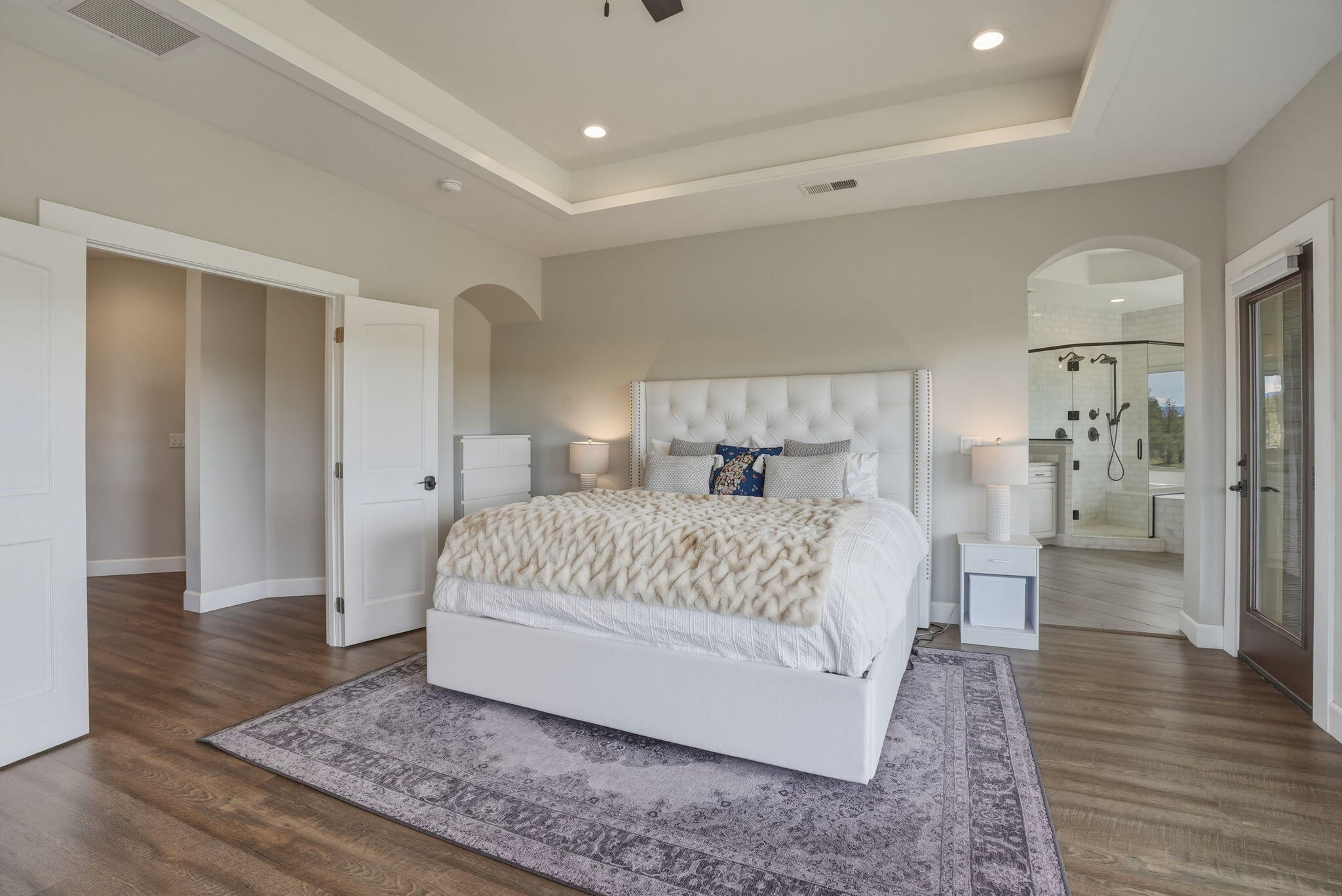 Sisters, Oregon, 97759, United States, 3 Bedrooms Bedrooms, ,3 BathroomsBathrooms,Residential,Active,2043417