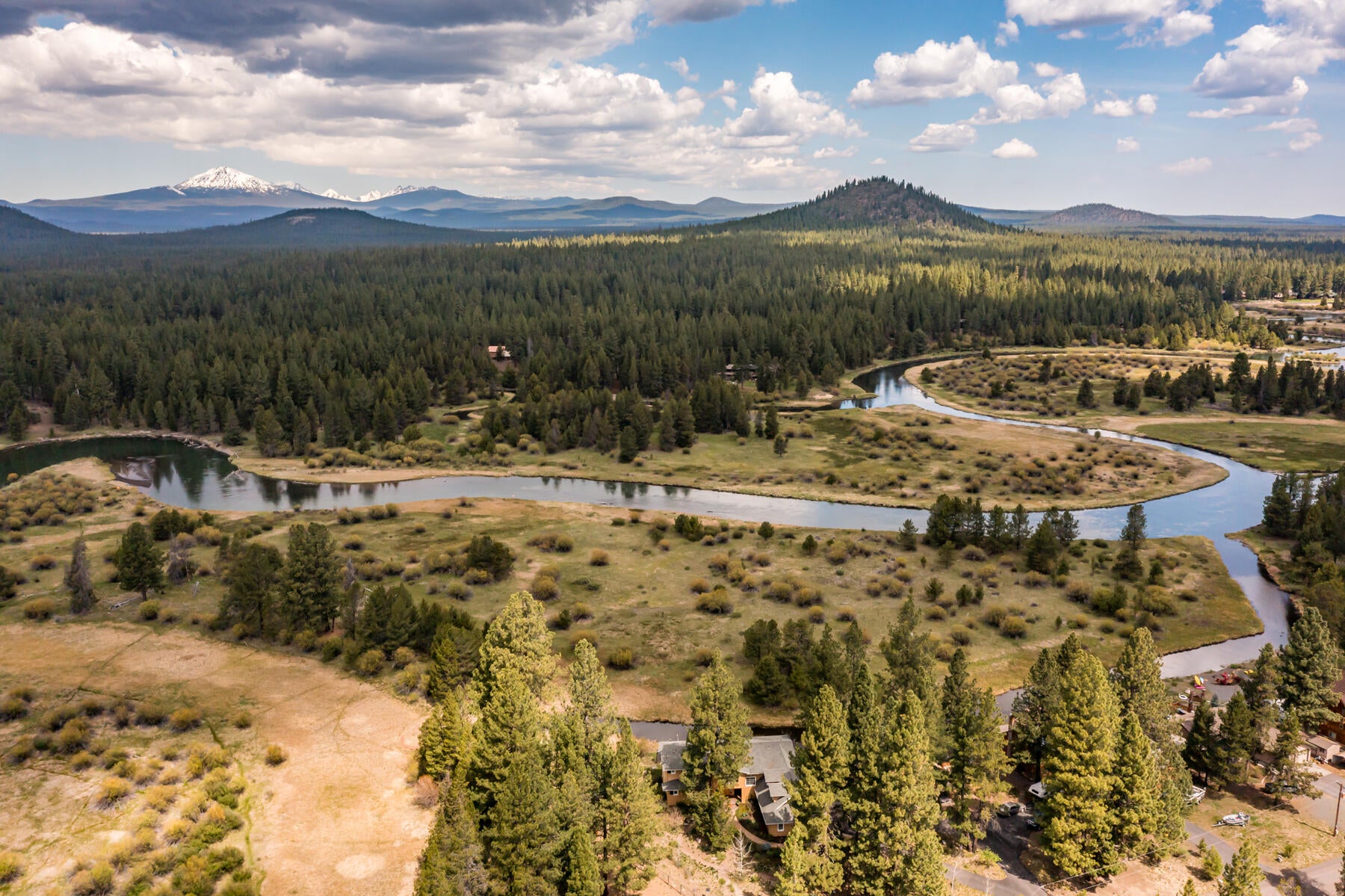 Bend, Oregon, 97707, United States, 5 Bedrooms Bedrooms, ,5 BathroomsBathrooms,Residential,Active,2044562