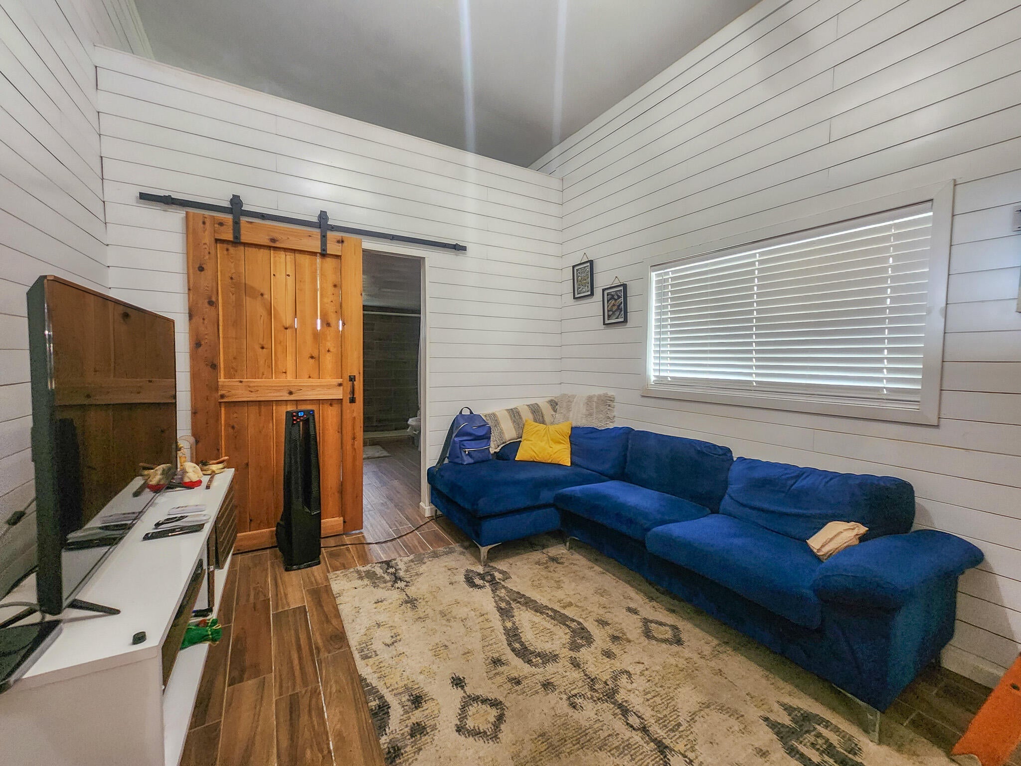 Selma, Oregon, 97538, United States, 3 Bedrooms Bedrooms, ,2 BathroomsBathrooms,Residential,Active,1909861