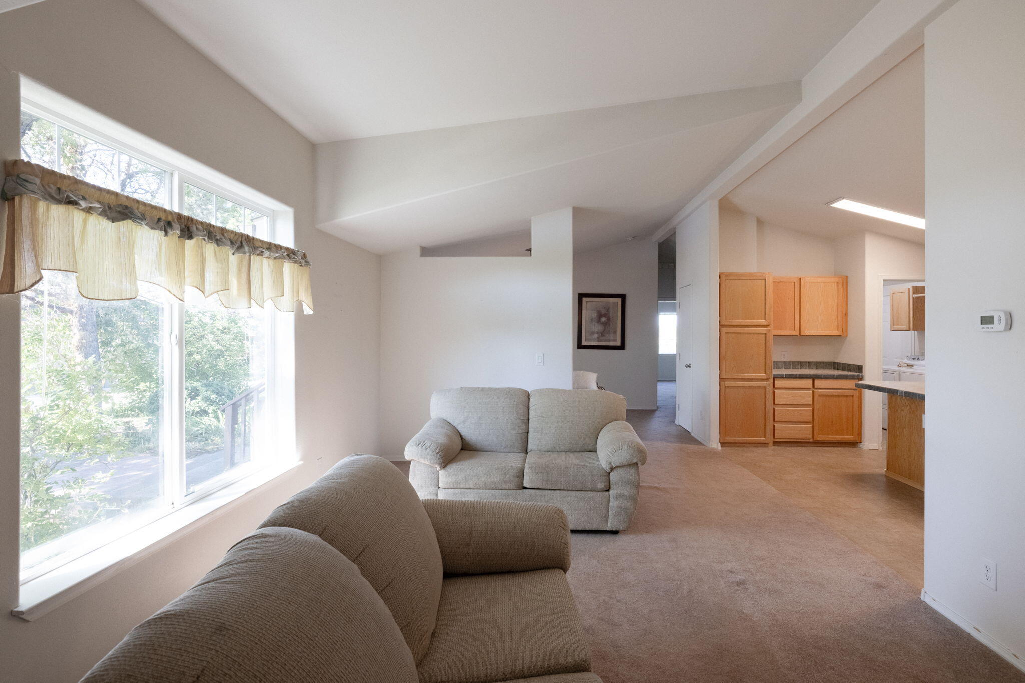 Powell Butte, Oregon, 97753, United States, ,3 BathroomsBathrooms,Residential,Active,1769369