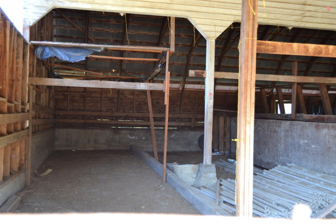 Applegate, Oregon, 97530, United States, 4 Bedrooms Bedrooms, ,3 BathroomsBathrooms,Residential,Active,1963259