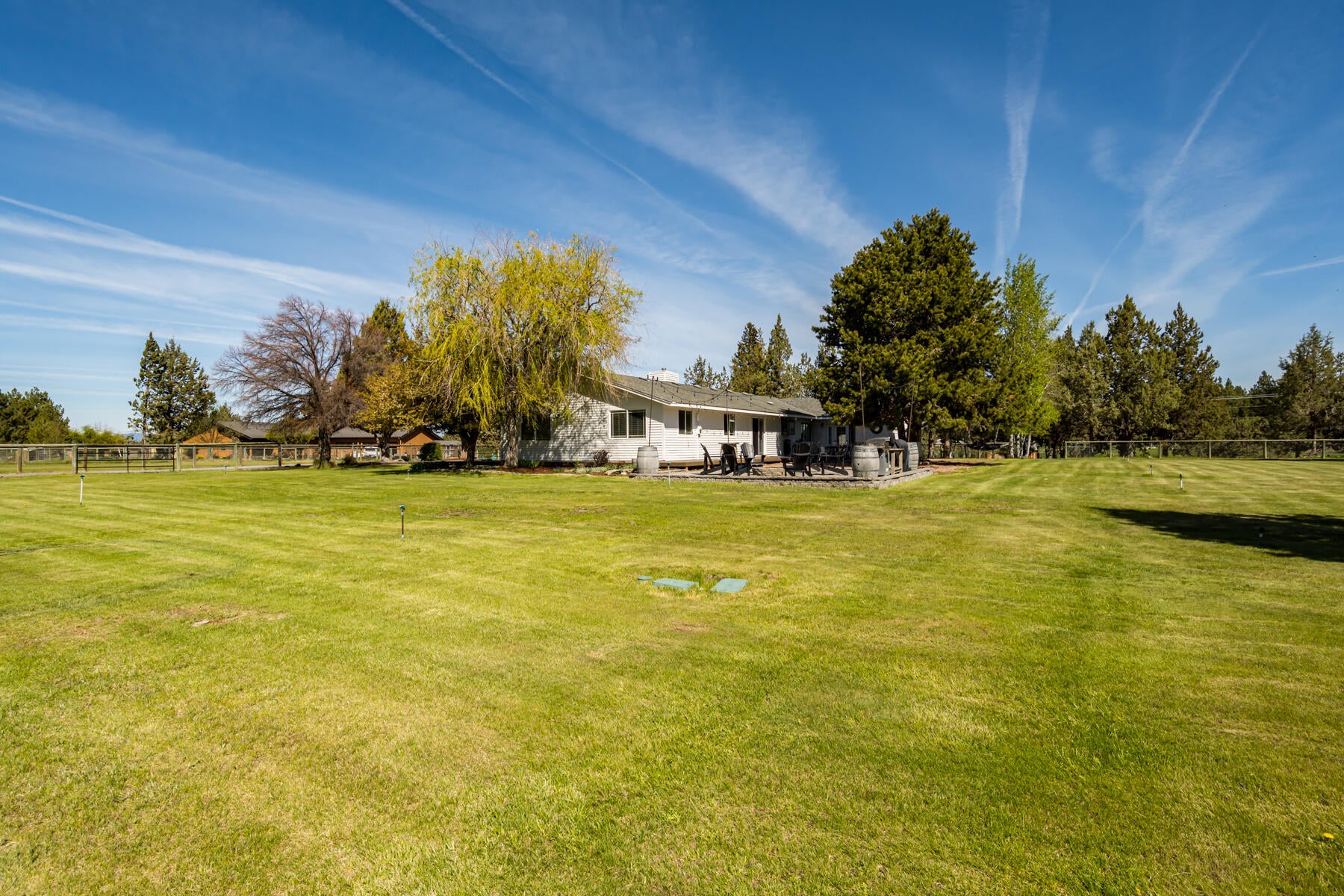 Bend, Oregon, 97703, United States, 4 Bedrooms Bedrooms, ,3 BathroomsBathrooms,Residential,Active,1790219