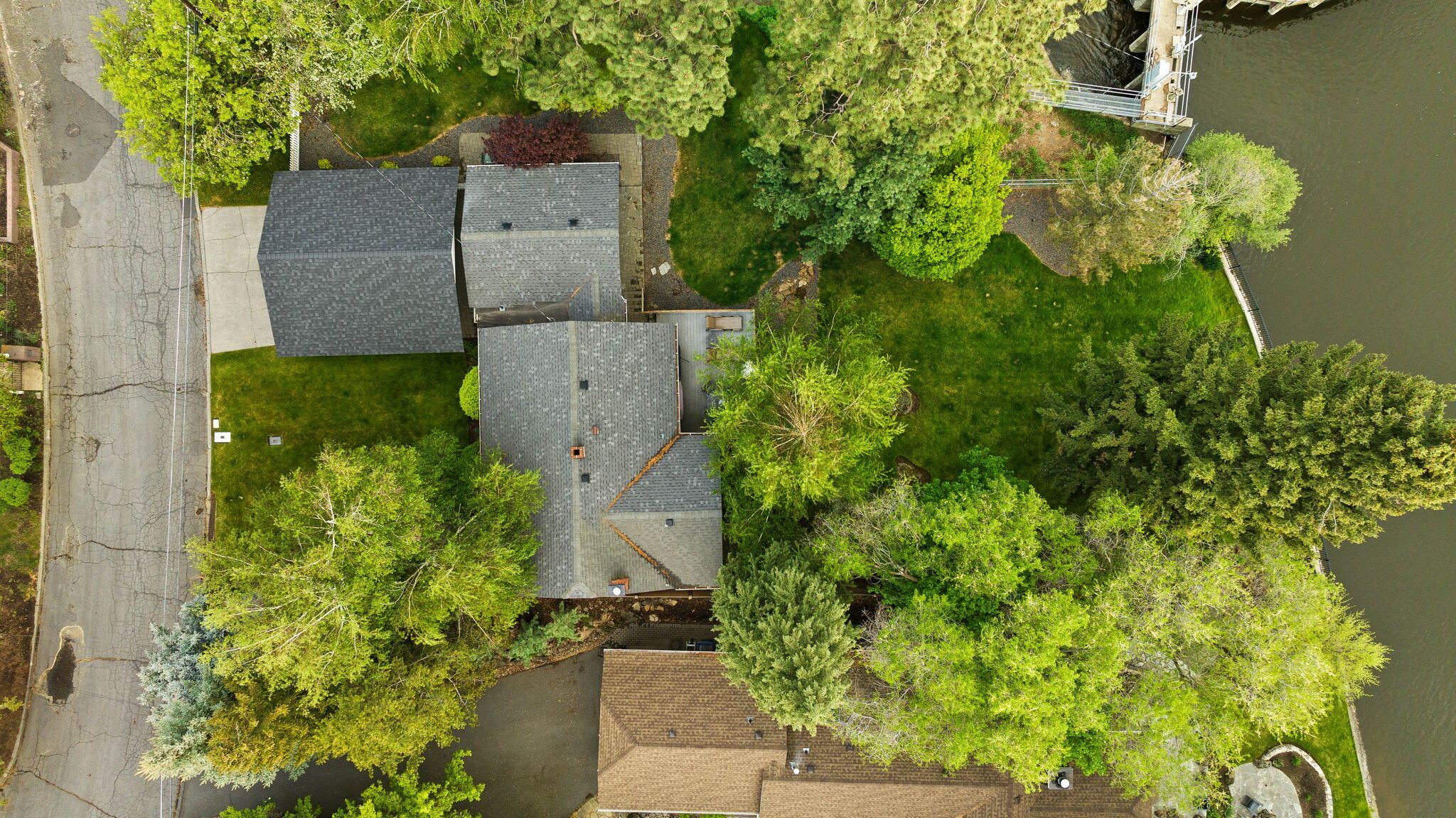 Bend, Oregon, 97703, United States, 3 Bedrooms Bedrooms, ,2 BathroomsBathrooms,Residential,Active,1904740