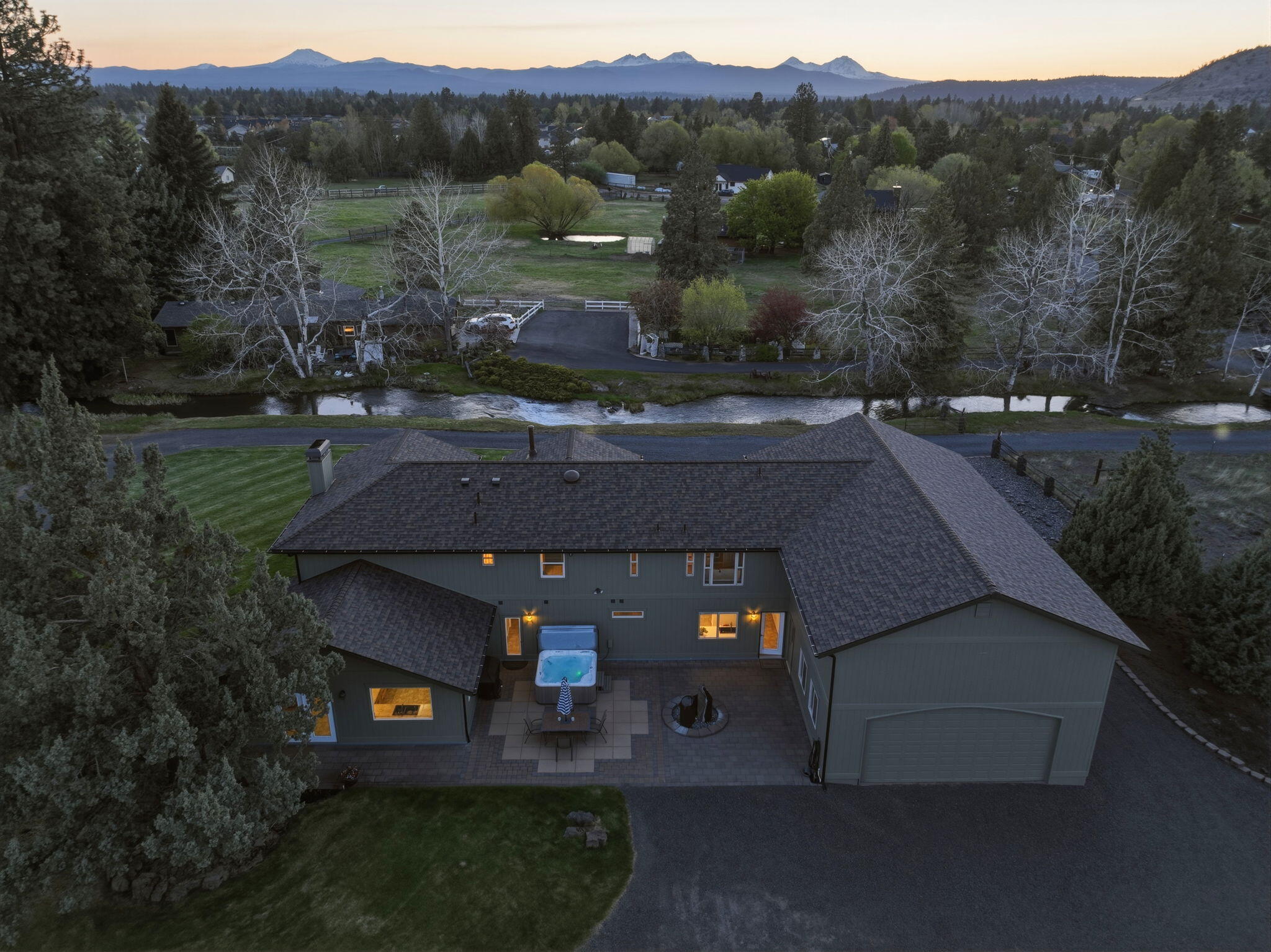 Bend, Oregon, 97702, United States, 3 Bedrooms Bedrooms, ,5 BathroomsBathrooms,Residential,Active,2045021